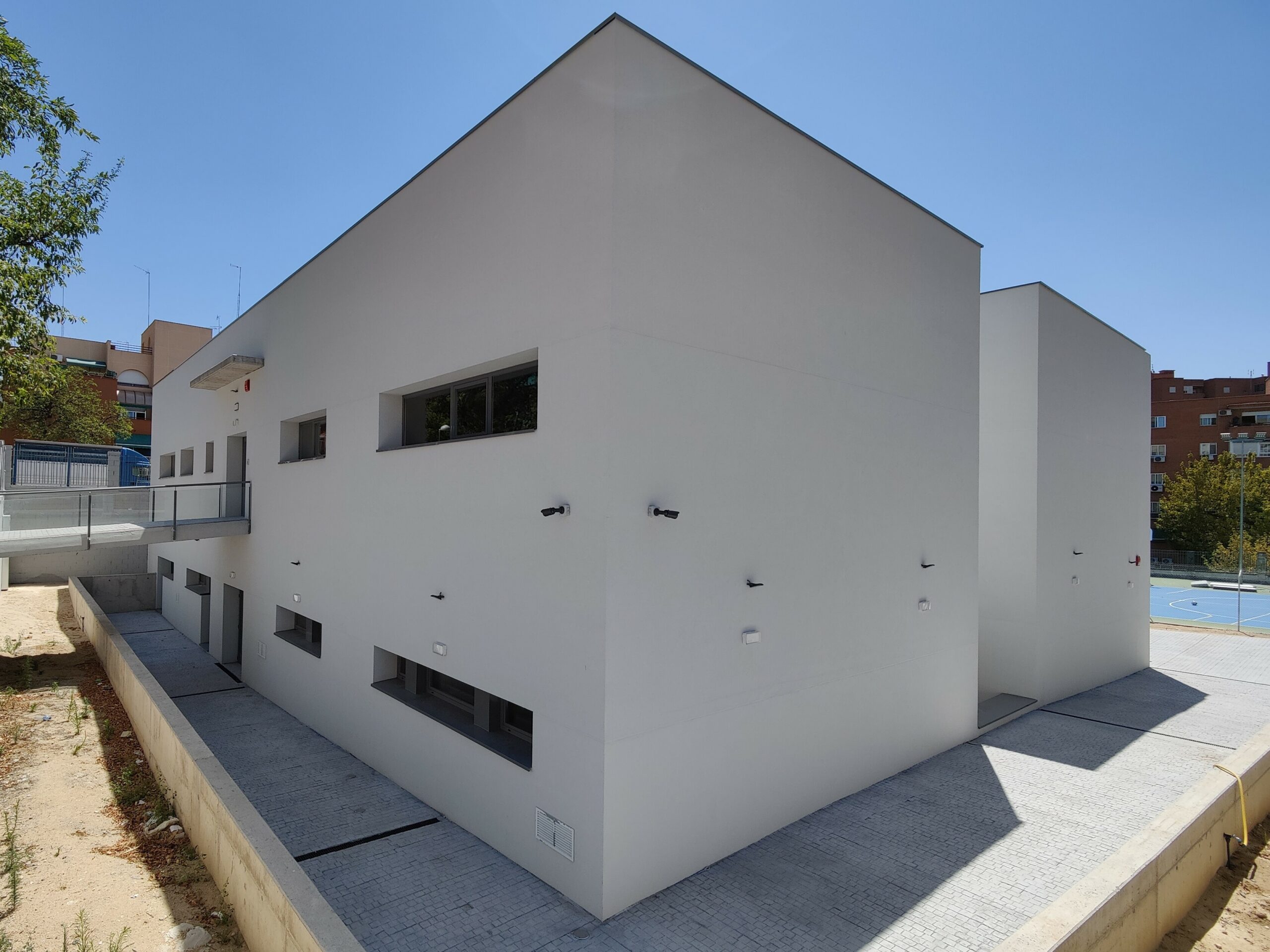 Concluyen las obras del nuevo Centro Juvenil de Puente de Vallecas