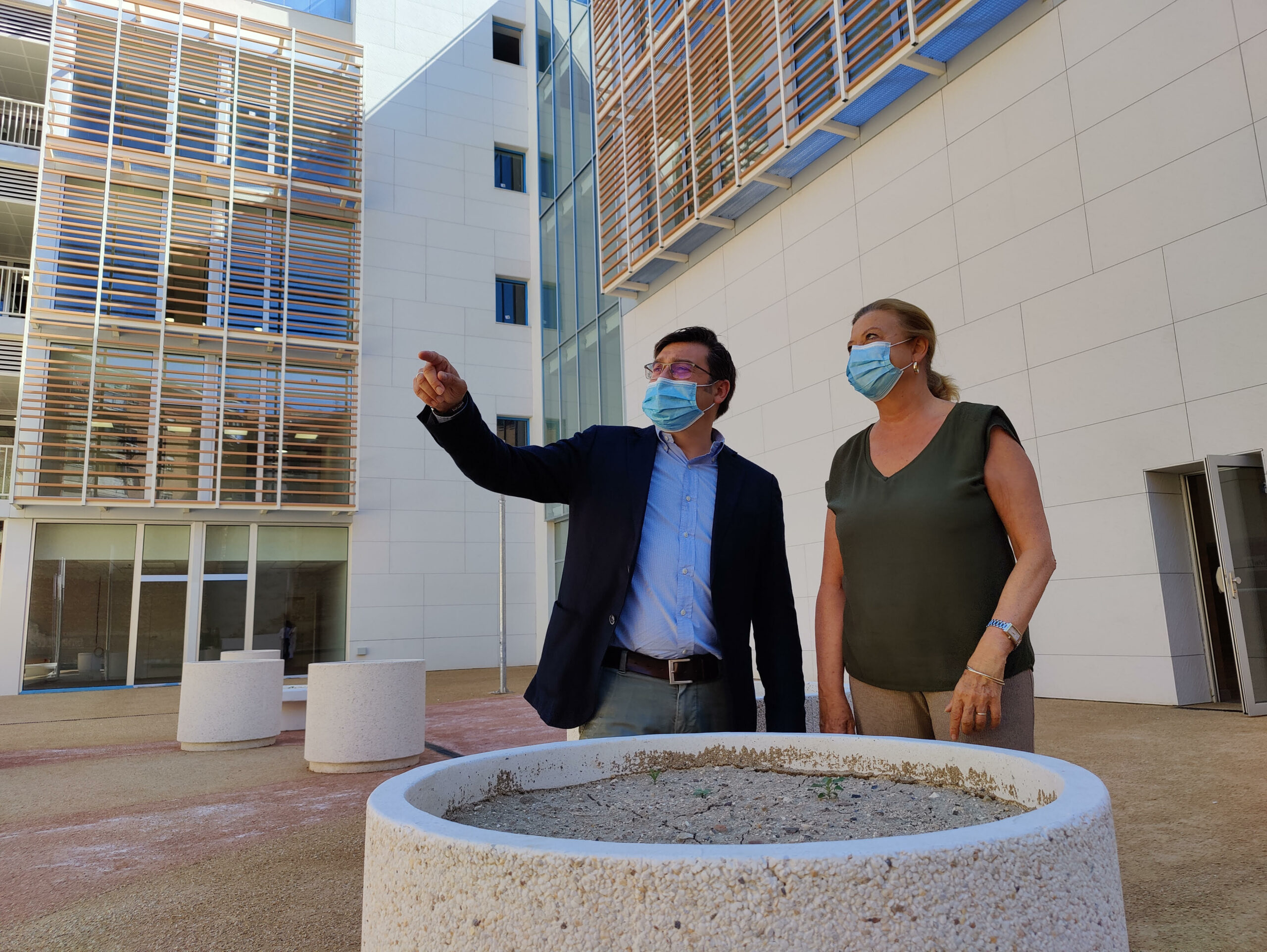 Finalizan las obras del nuevo Centro de Servicios Sociales de Carabanchel