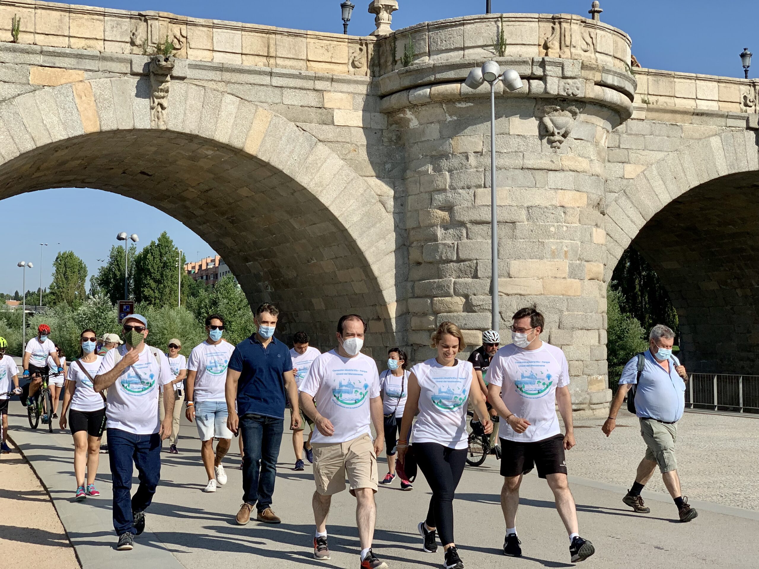 La senda Madrid Río-parque lineal del Manzanares conecta diez distritos a pie o en bici