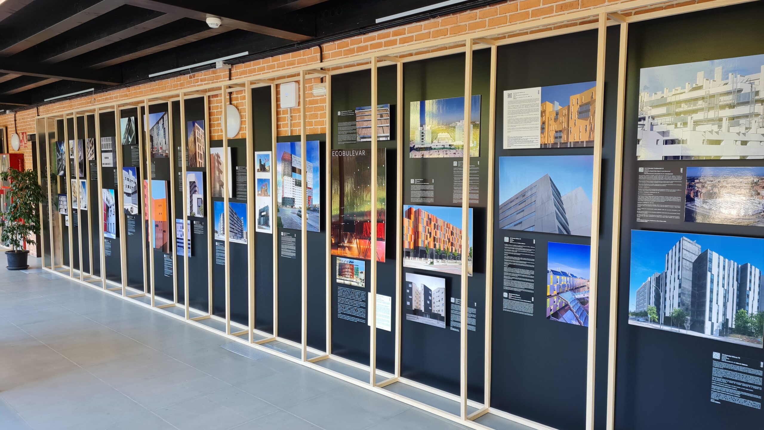 La Empresa Municipal de la Vivienda y Suelo celebra su 40 aniversario con una exposición