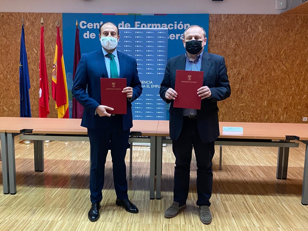 El Ayuntamiento firma un convenio para impulsar el empleo en el sector de los cuidados