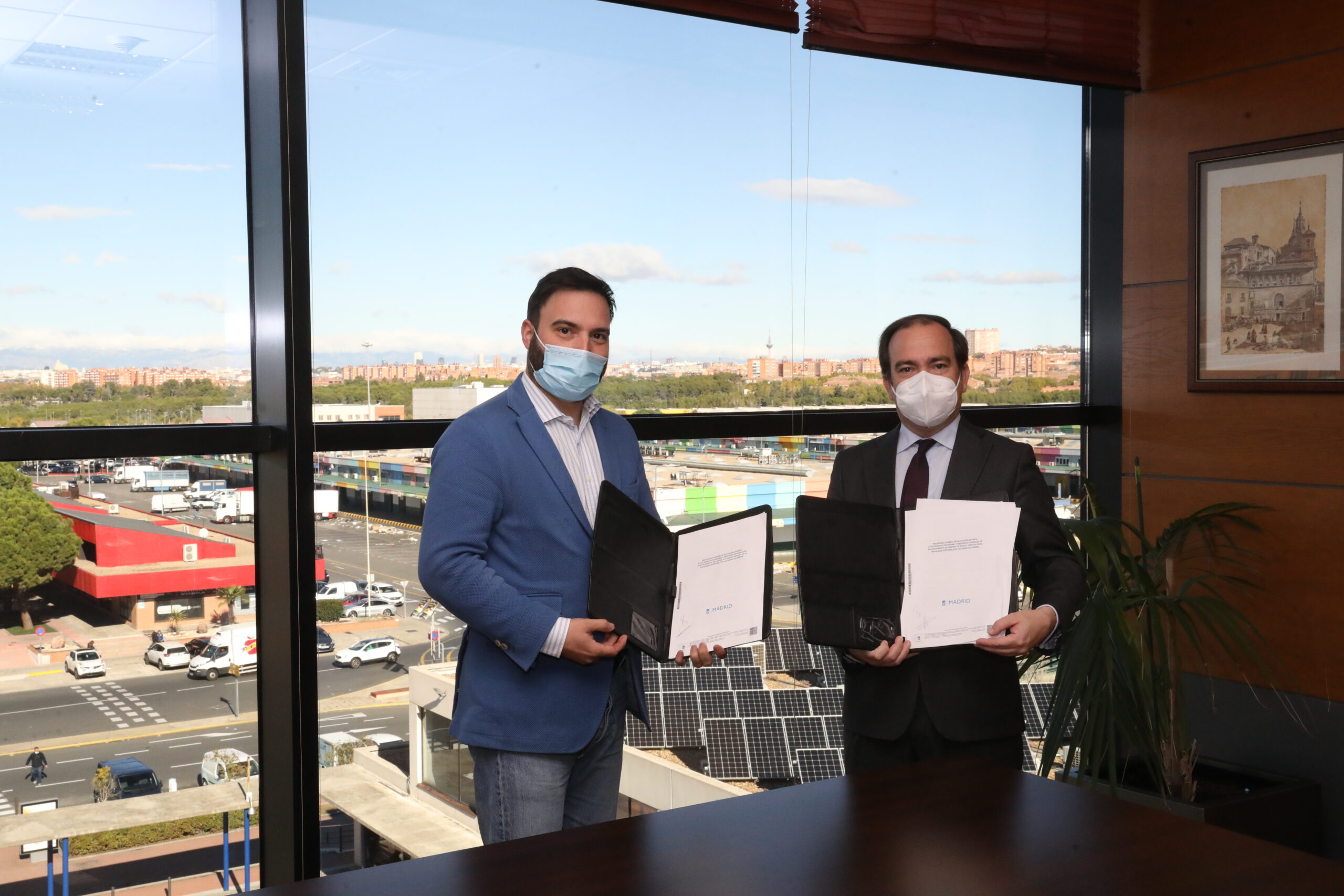 El Ayuntamiento impulsa la electromovilidad en Mercamadrid