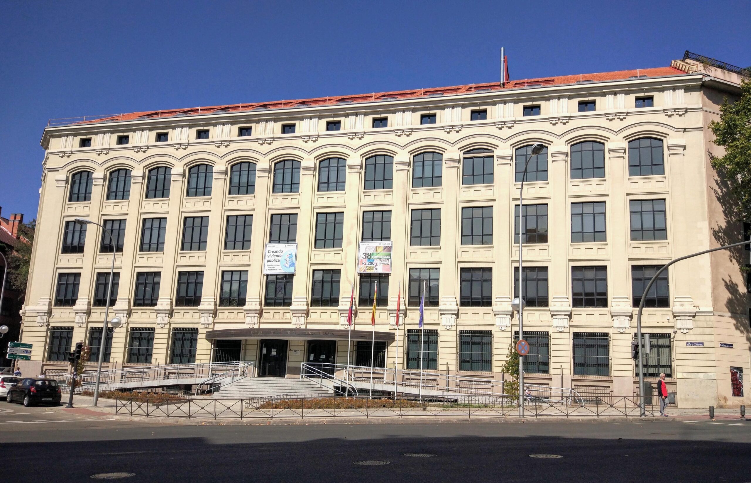 La EMVS cede 268 viviendas al área social para albergar a personas sin hogar, colaborando con varias asociaciones y ONG