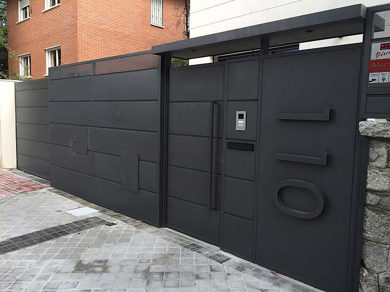Grupo Lasser: especialistas en puertas automáticas en Madrid