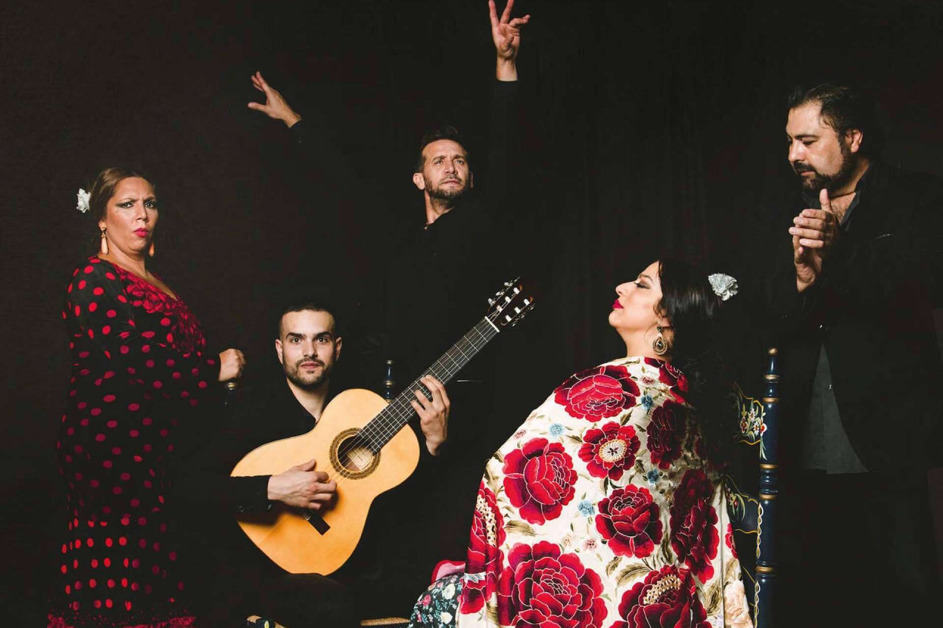 Lugares para disfrutar de espectáculos de flamenco en Granada, de la mano de Play Granada