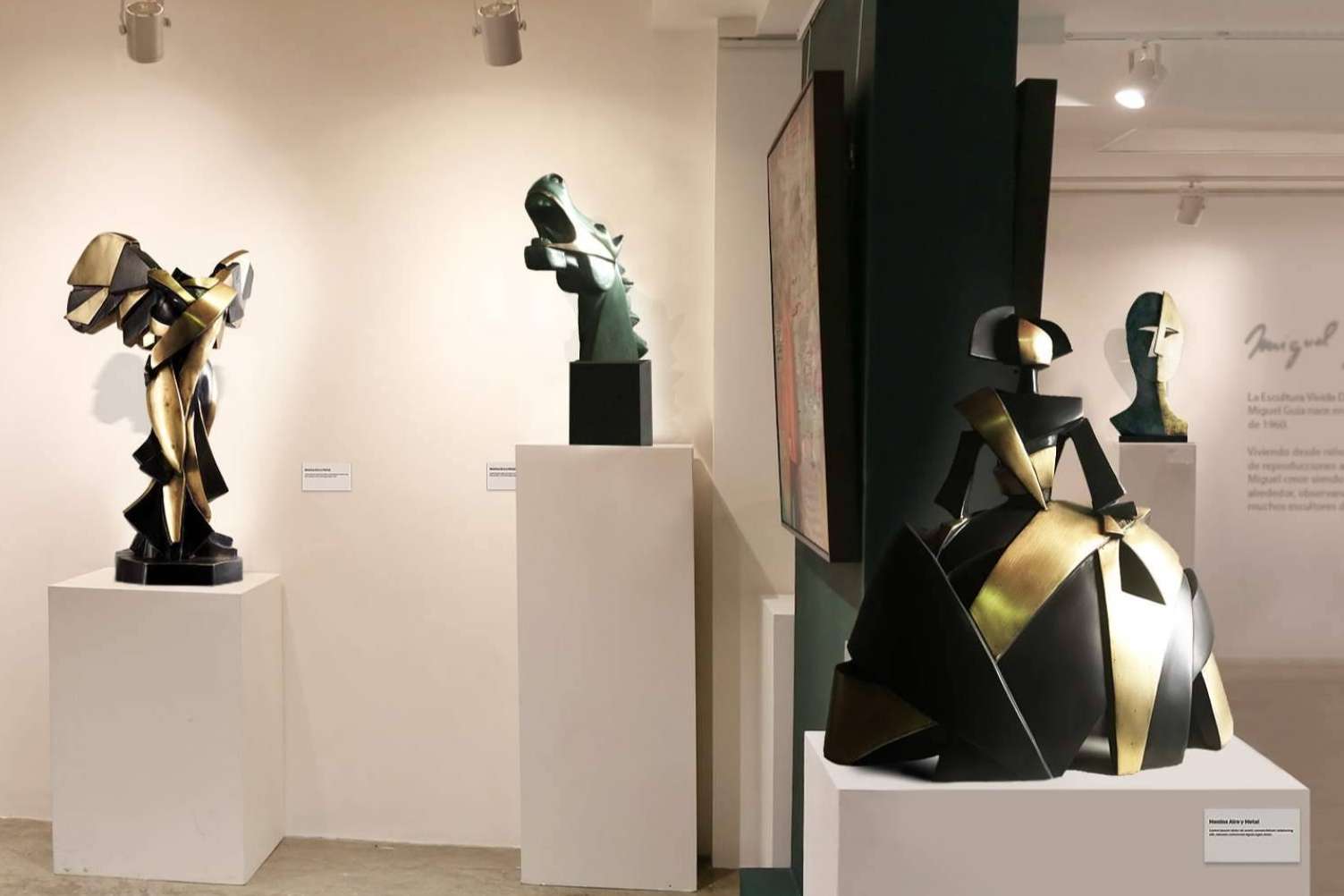 Miguel Guía y su portafolio de la escultura cubista