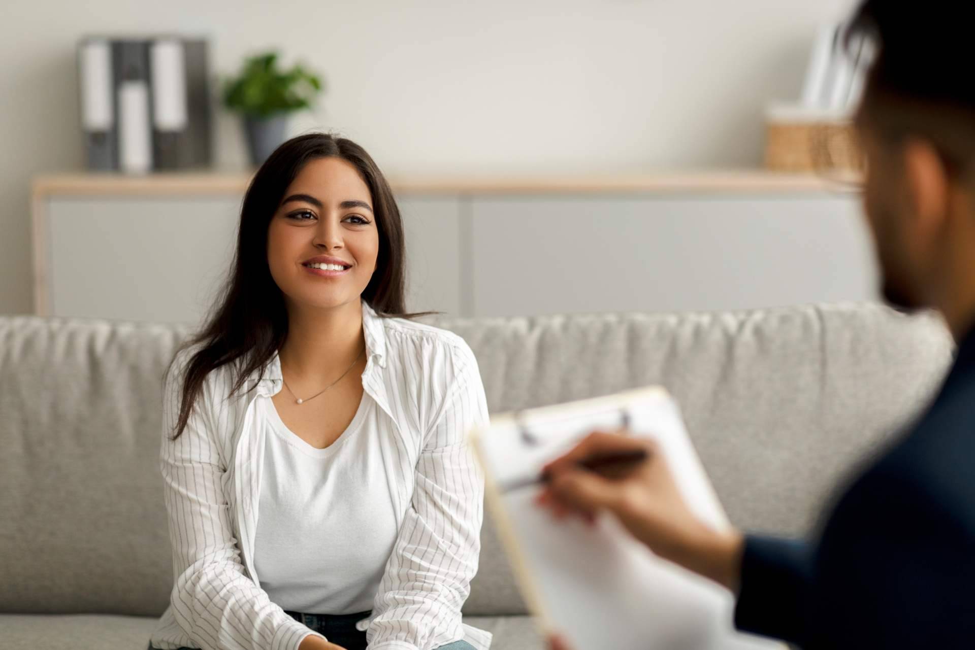 Qué labores lleva a cabo un terapeuta emocional