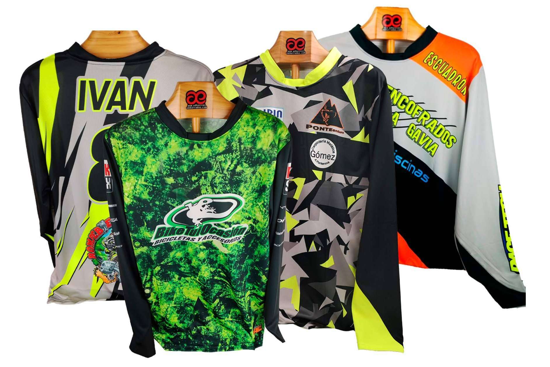 La ropa personalizada para motos offroad de ADHESIVOSEMBARRADOS