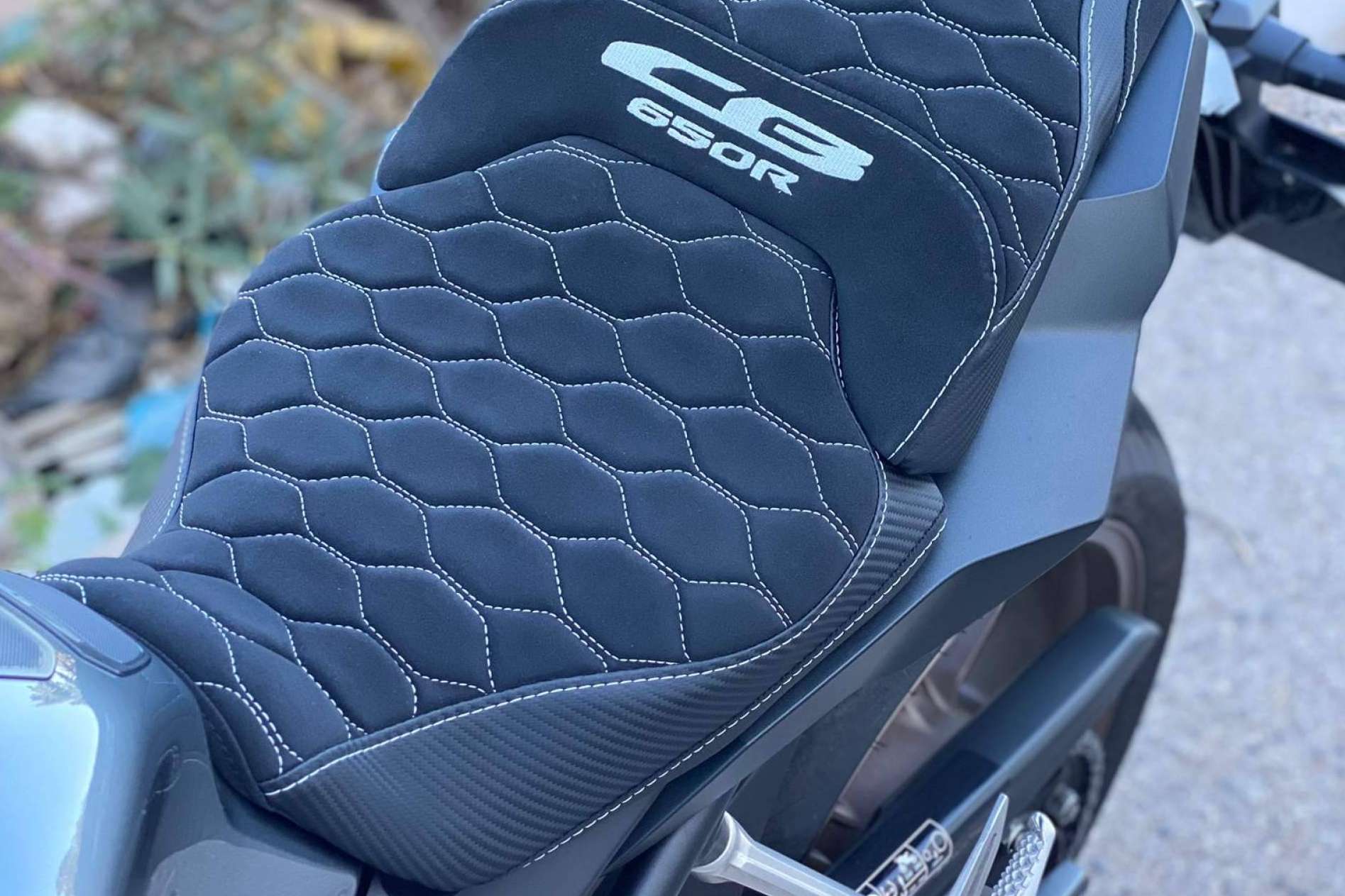 JM-Fundas dispone de asientos confortables para motos de carretera