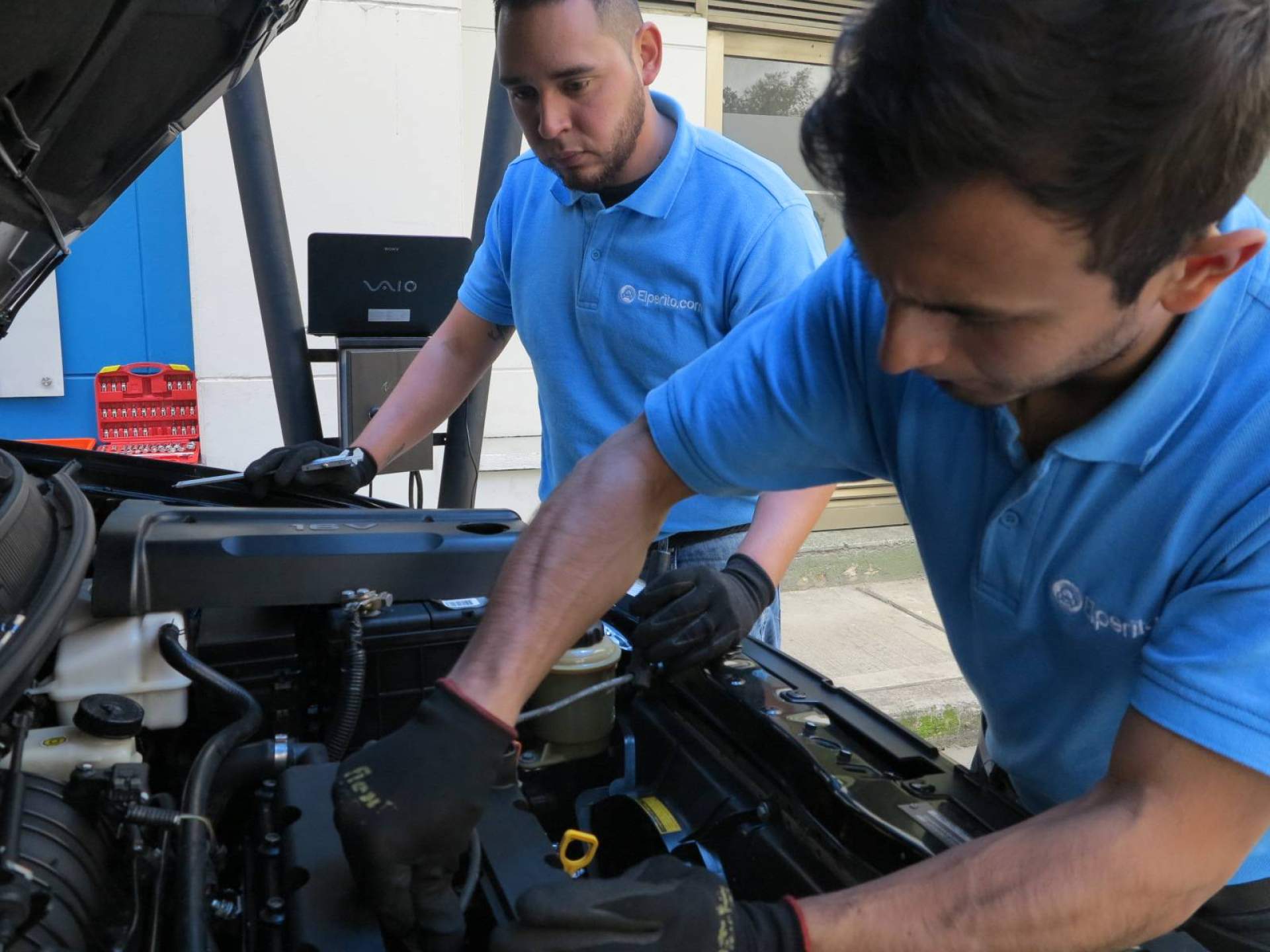 Cómo obtener el mejor precio al vender o comprar un coche usado. Peritajes vehiculares