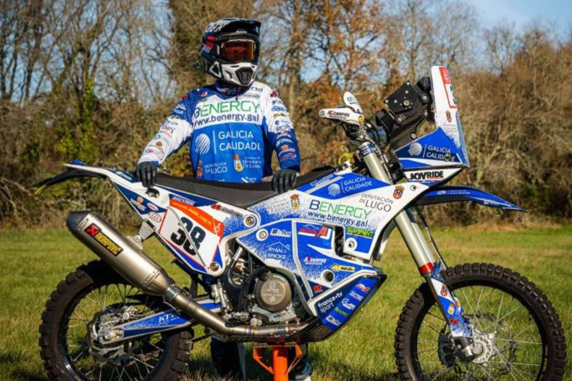 Servicios de ADHESIVOSEMBARRADOS en el Dakar 2024