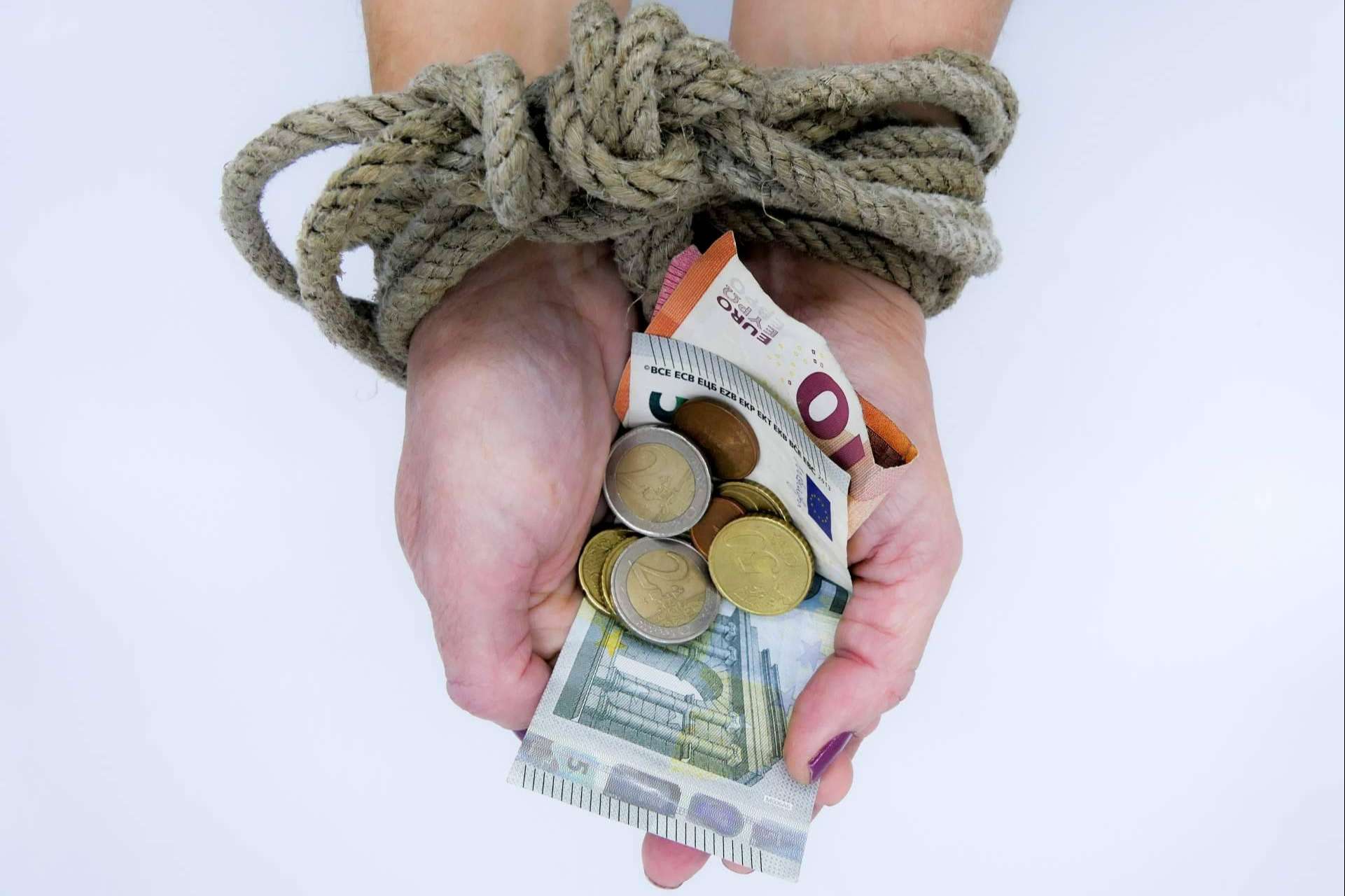 Prevención Violencia, un programa que incluye todos los detalles sobre la prevención de la violencia económica