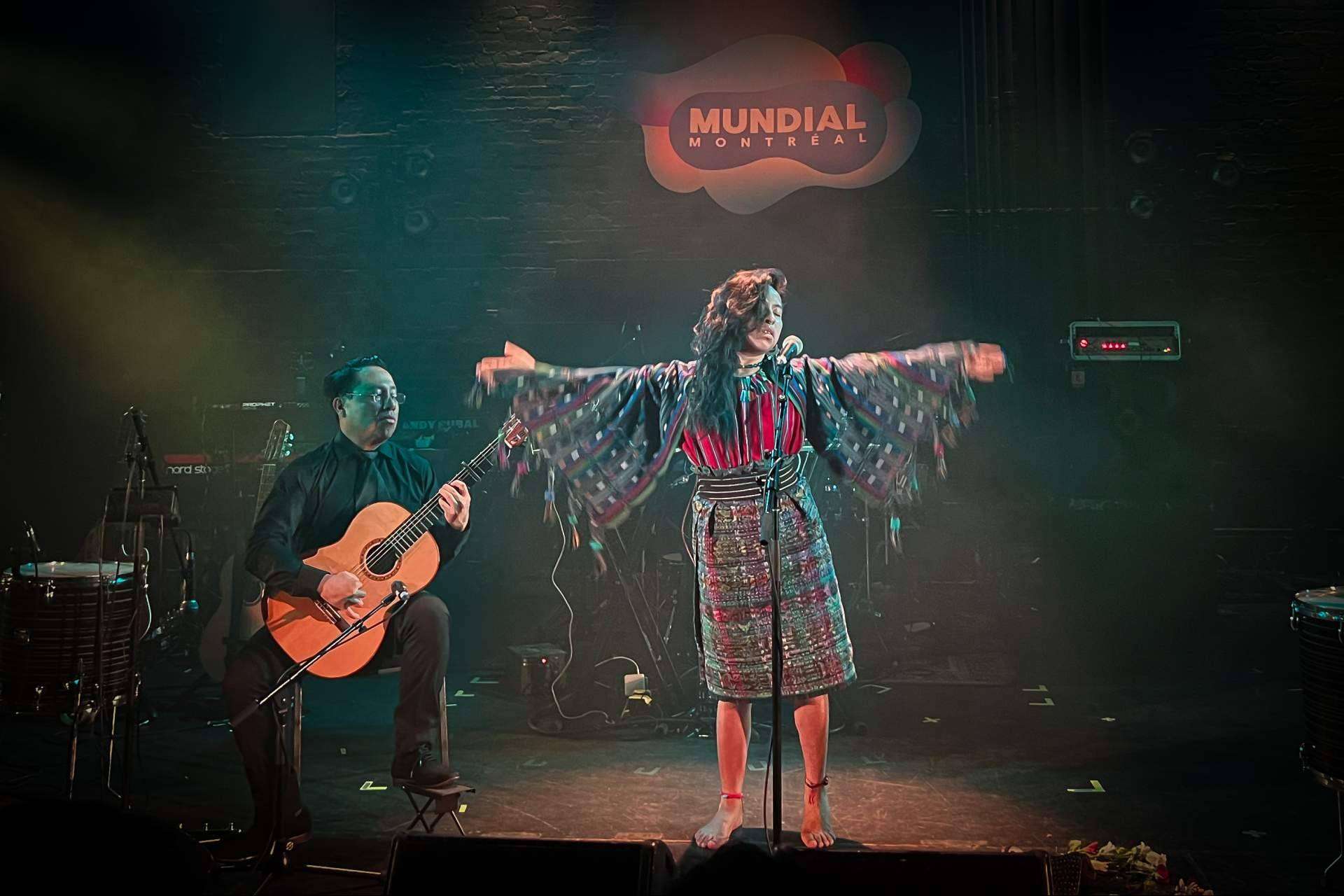 Sara Curruchich gira mundial de su último disco 'Mujer Indígena'