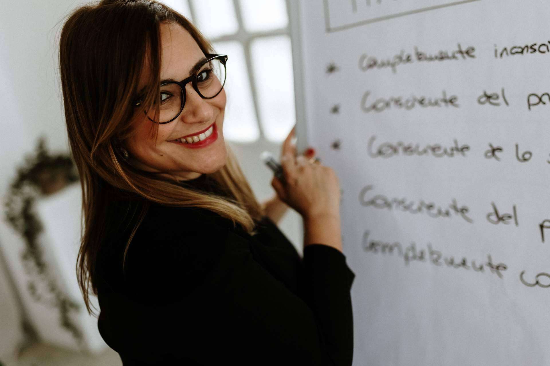 Entrevista a Vanessa Cabrera. Empoderando a mujeres para conquistar el camino del emprendimiento digital