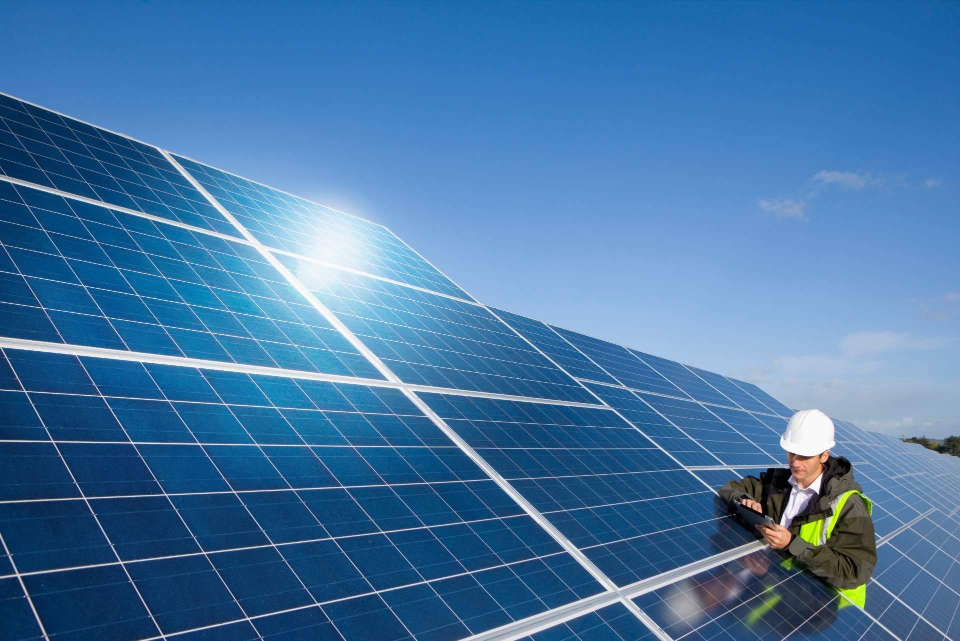 Las viviendas sostenibles son posibles con la instalación de placas solares