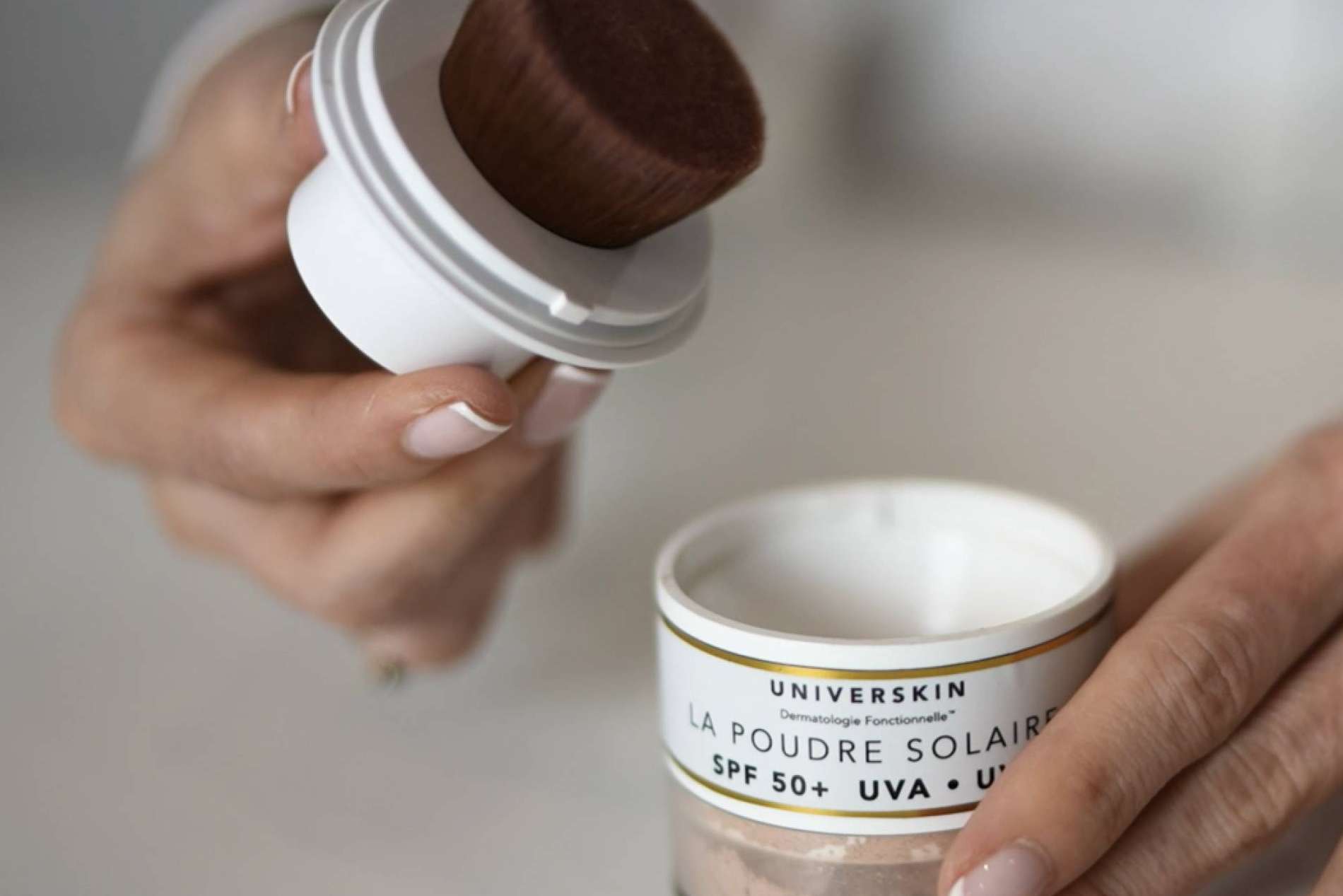 Universkin Introduce La Poudre Solaire; Protección Solar y Belleza en un Solo Producto