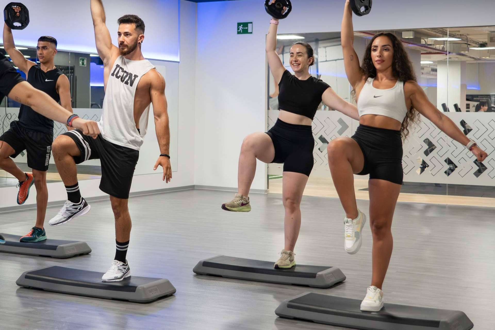 Más deporte y menos alcohol, la propuesta de VivaGym para el verano 2024
