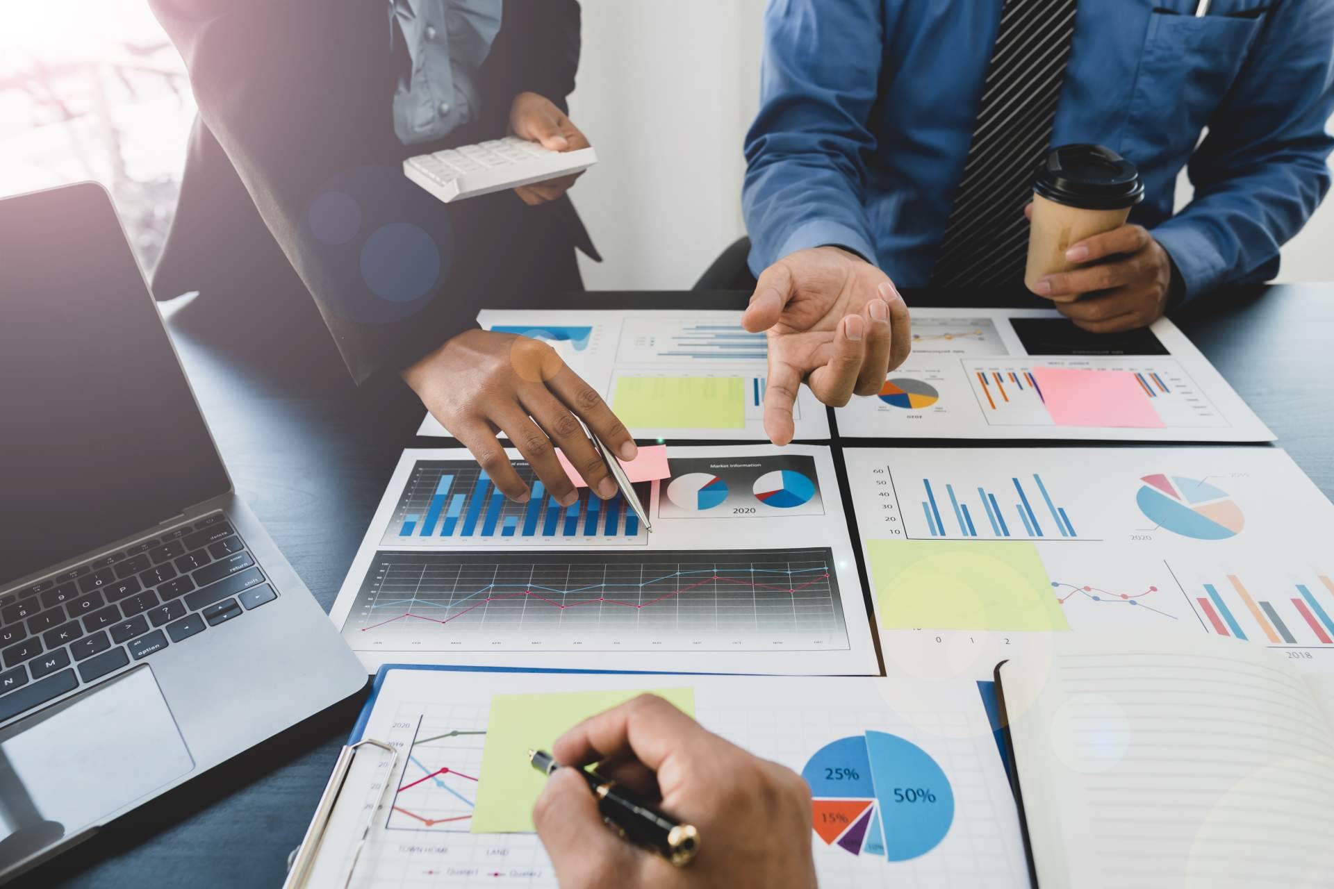 Optimización de la gestión empresarial en España con Perfex CRM; Herramientas y beneficios clave