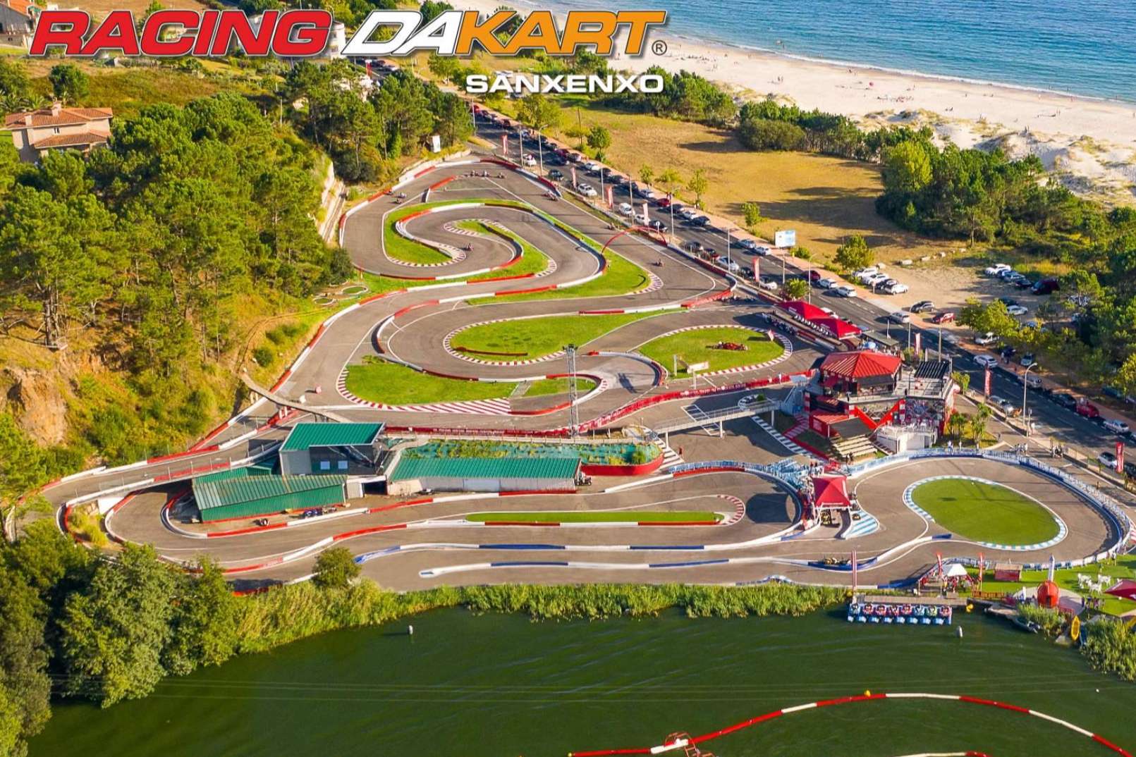 Volver al cole con las pilas recargadas practicando karting en Racing Dakart