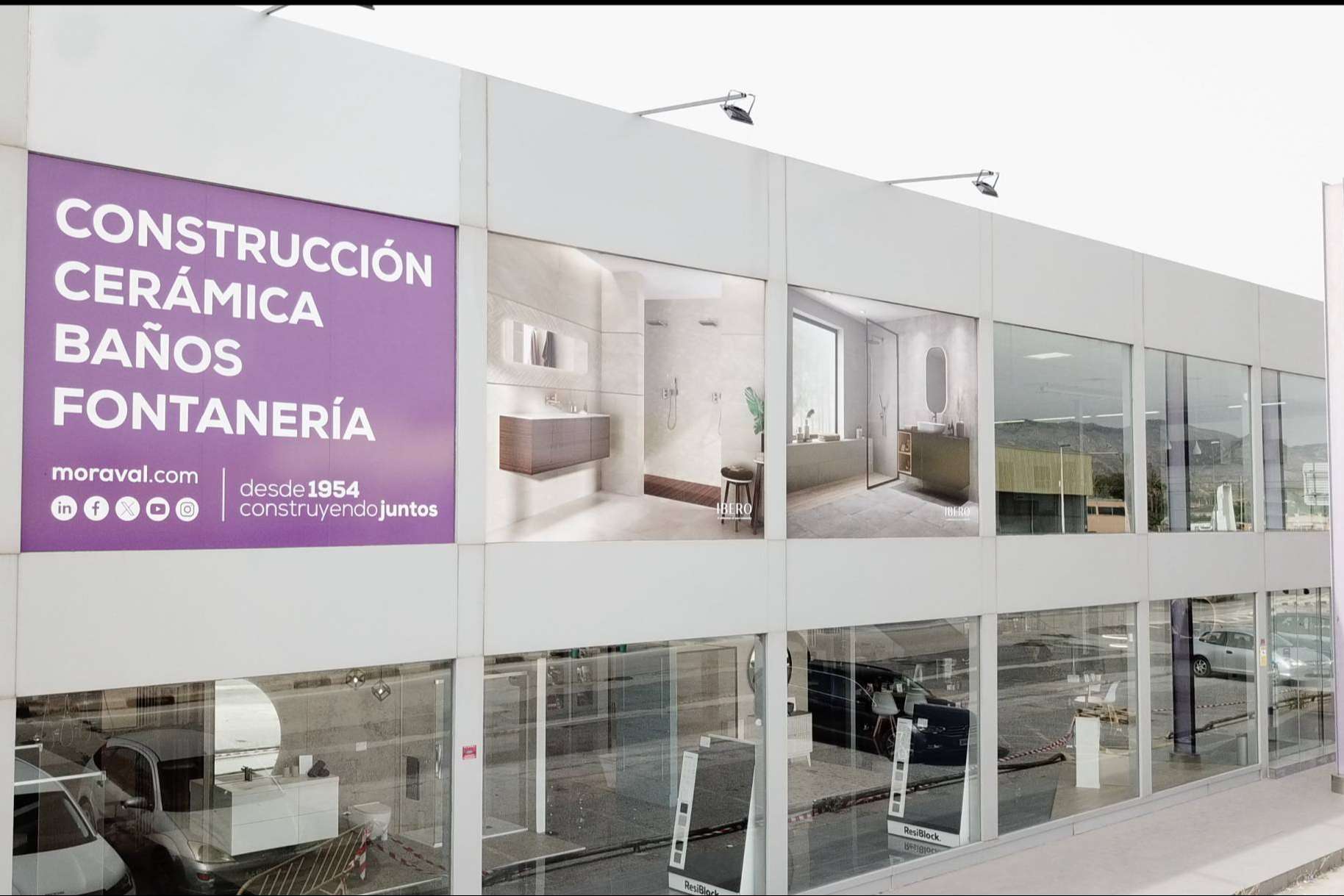 Moraval renueva su exposición