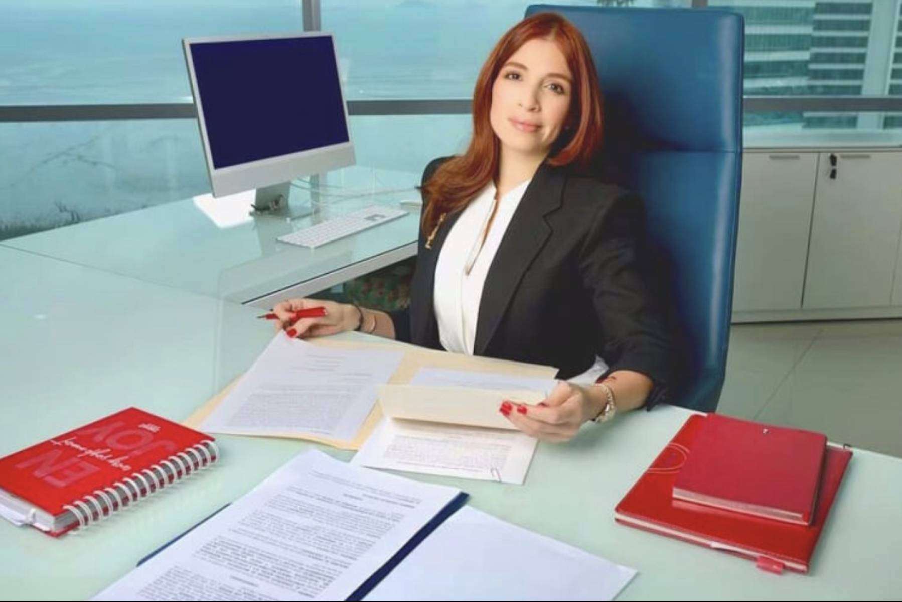 Odila Castillo, experta en Derecho Administrativo en Panamá