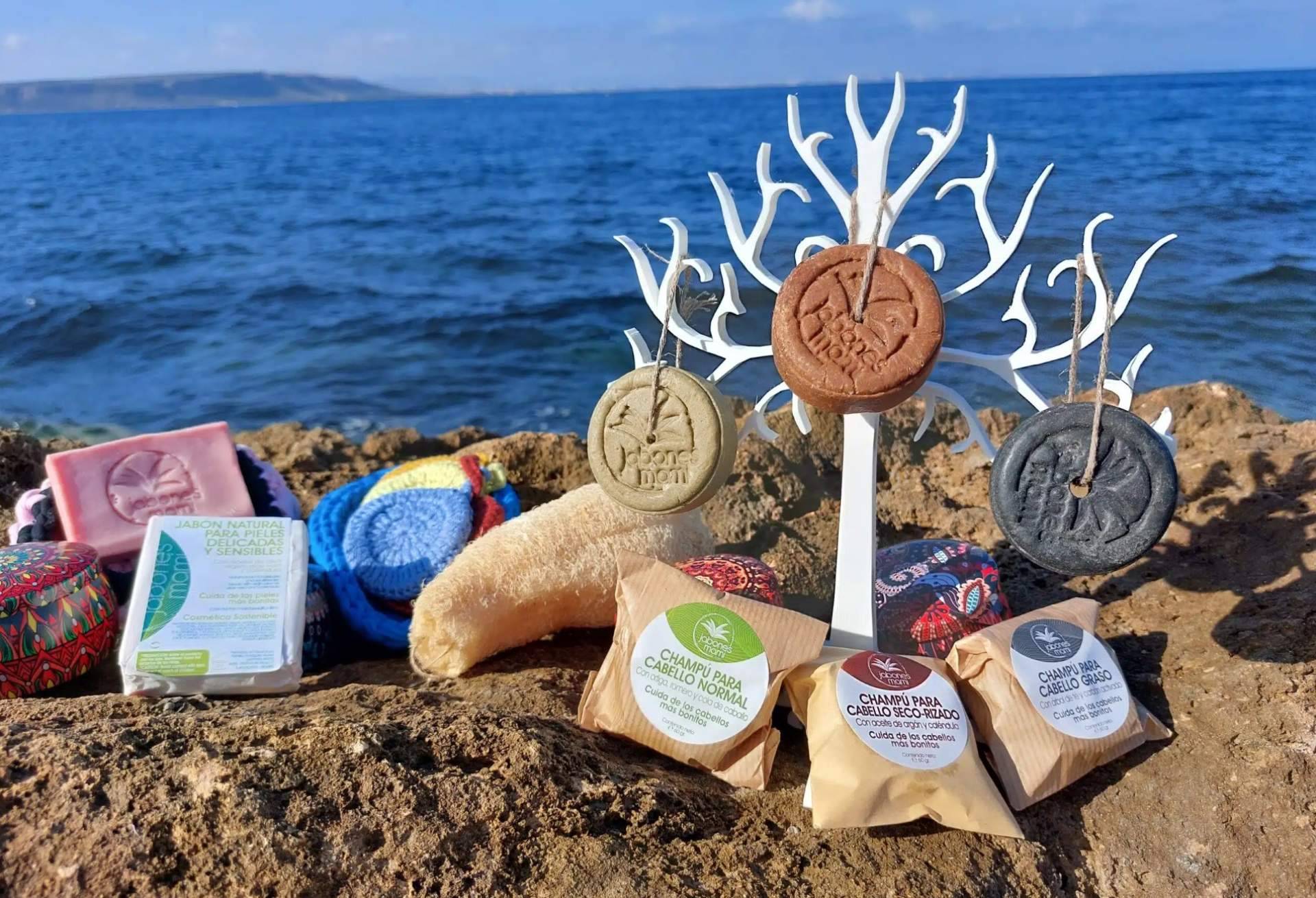 Entrevista a Natalia, la creadora de Jabones Mami, una fusión de naturaleza, creatividad y tradición. Una apuesta por la cosmética sostenible