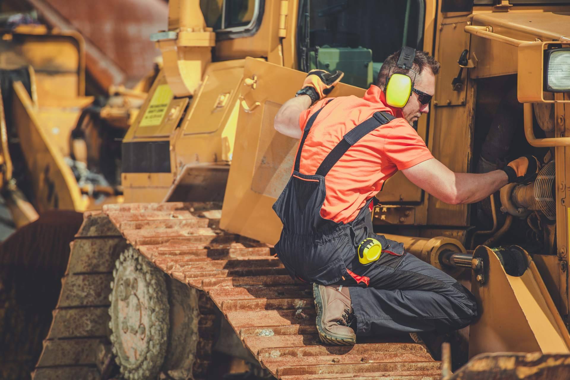 Maquinaria moderna de Aspen Construcciones; Innovación en grandes proyectos