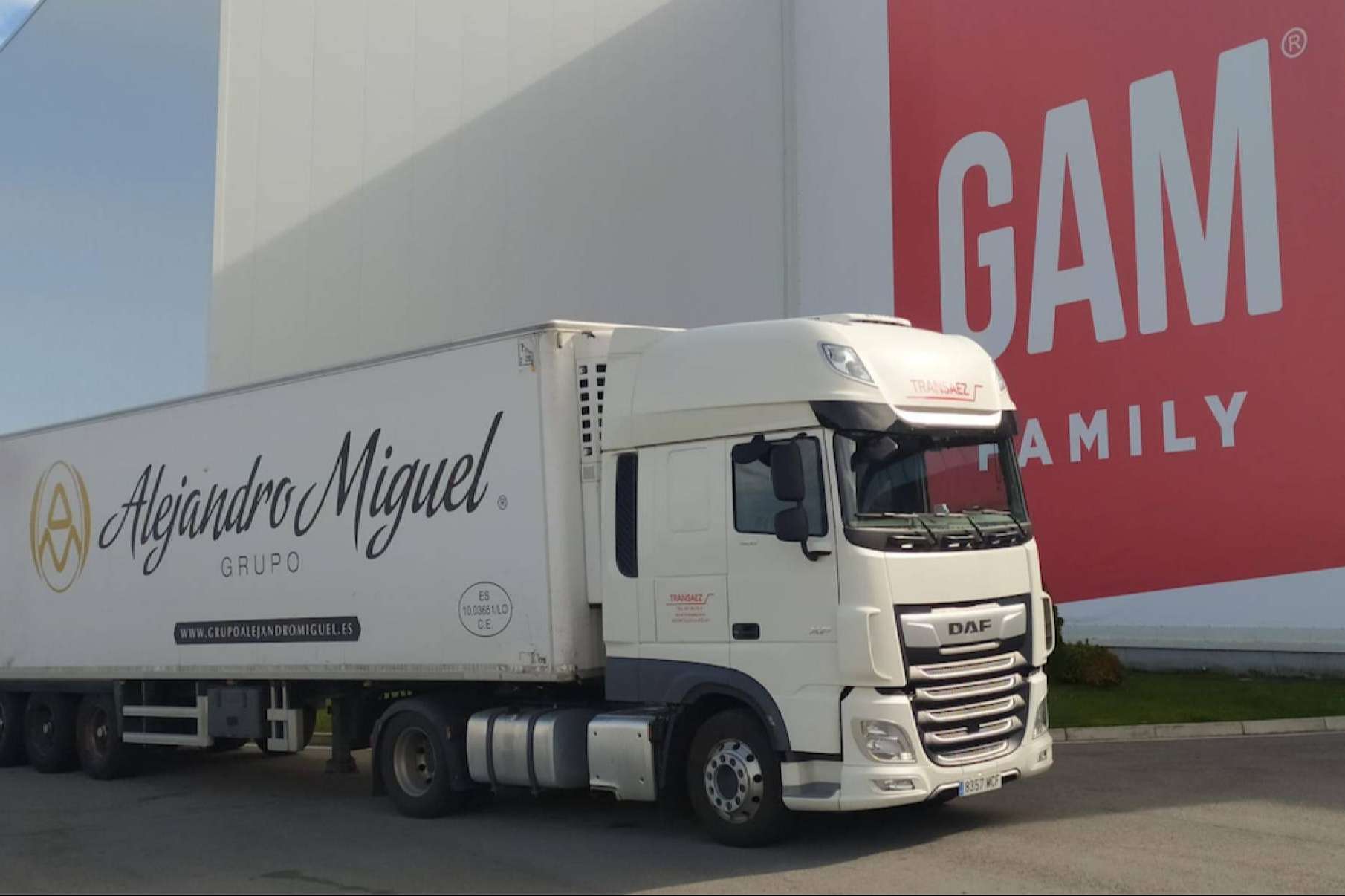 TRANSAEZ y GAM FAMILY refuerzan su colaboración para la distribución de productos de alimentación