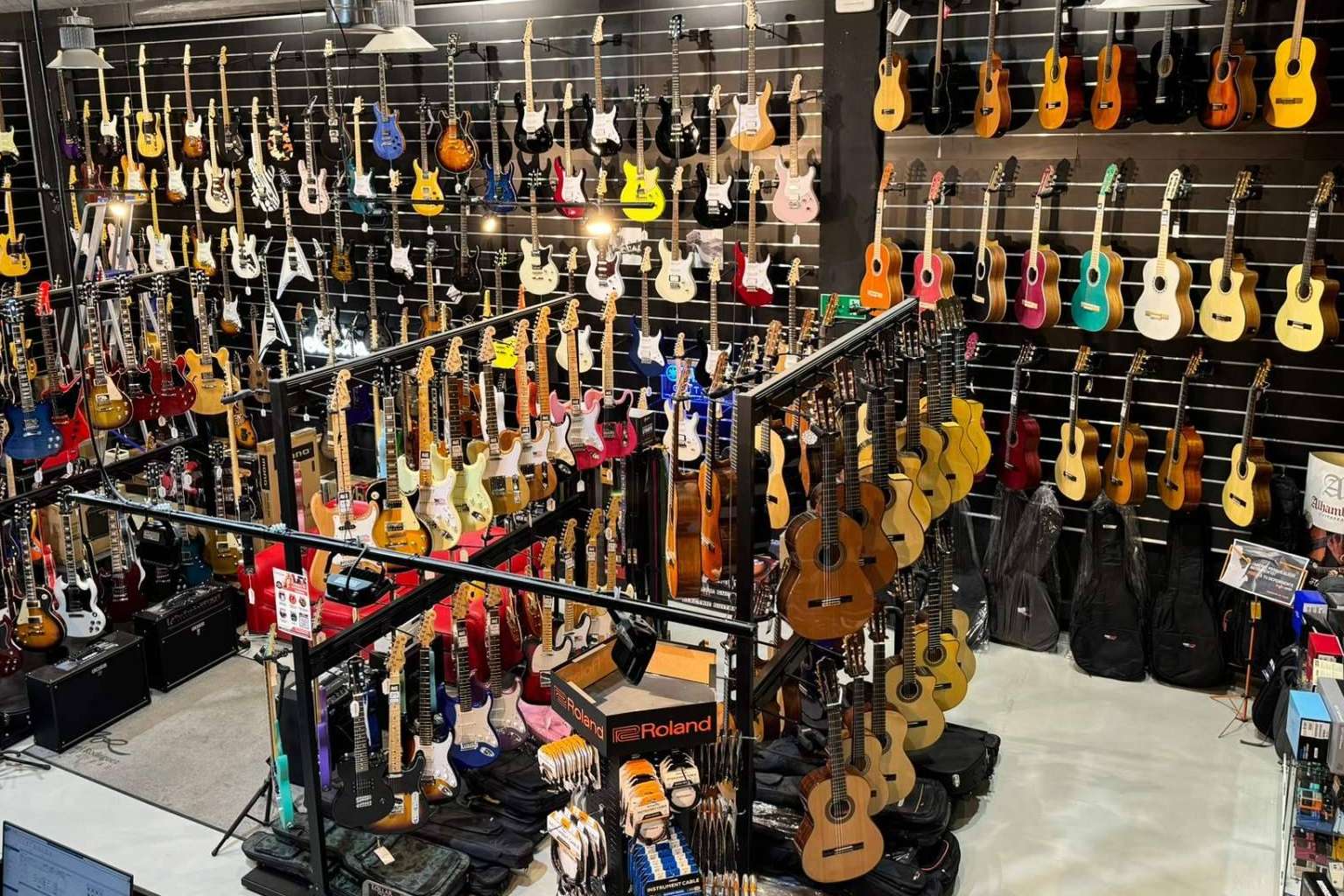 Regalos navideños; Sorprender estas Navidades con una guitarra única