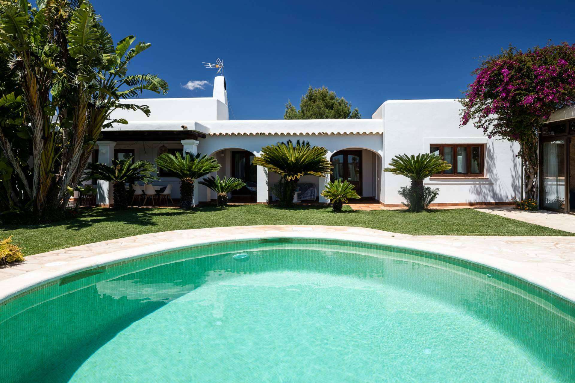 El lujo de Ibiza se vive en las villas de Can Corda