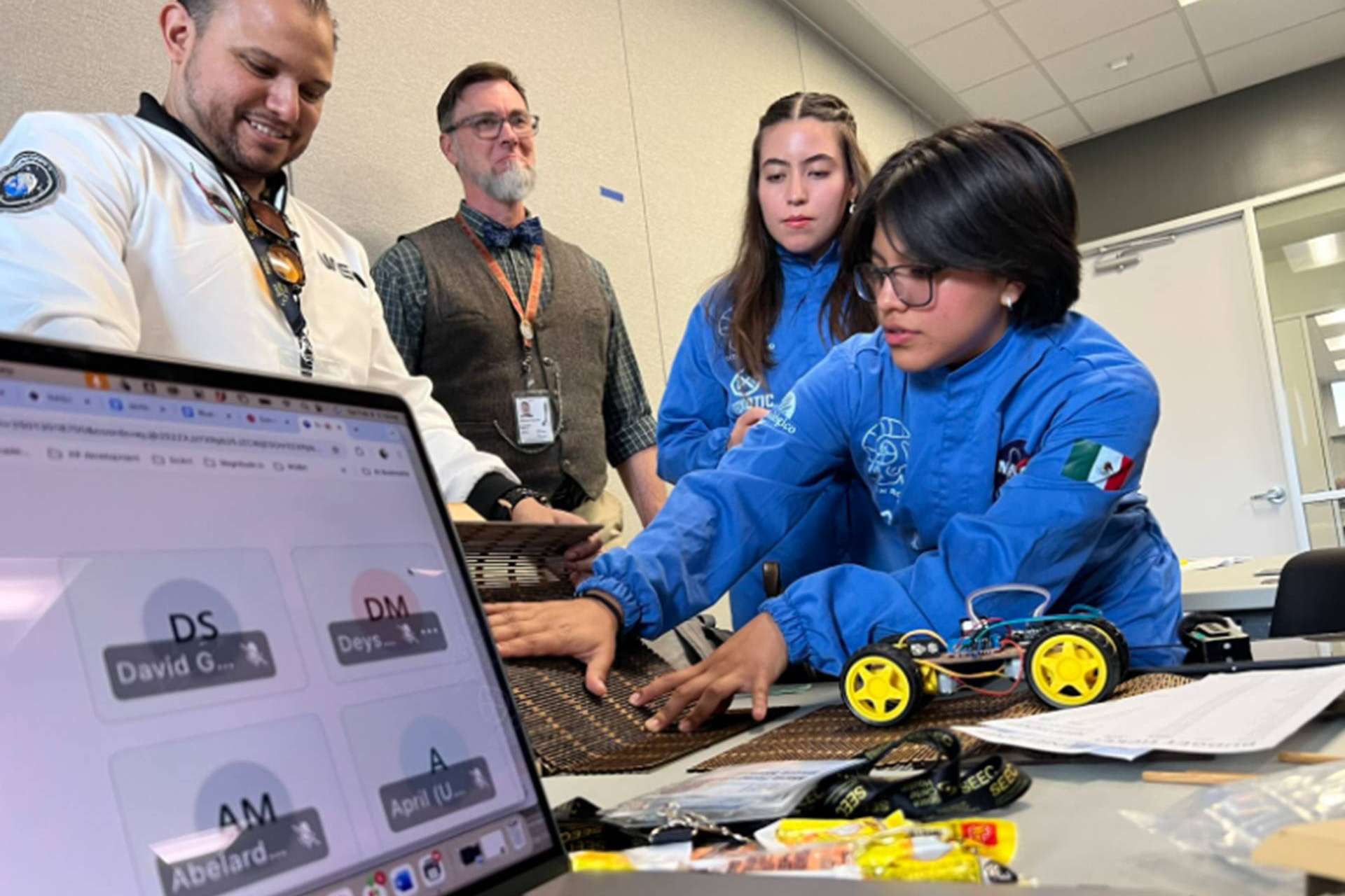 Desde el Espacio al Aula; El ISS Mimic Revoluciona la Educación STEM