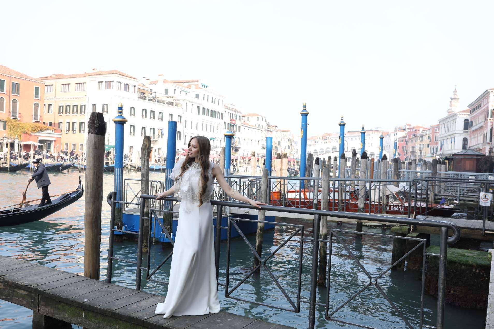 La nueva colección de novia deValérie Moreau en los fashion days del carnaval de Venecia