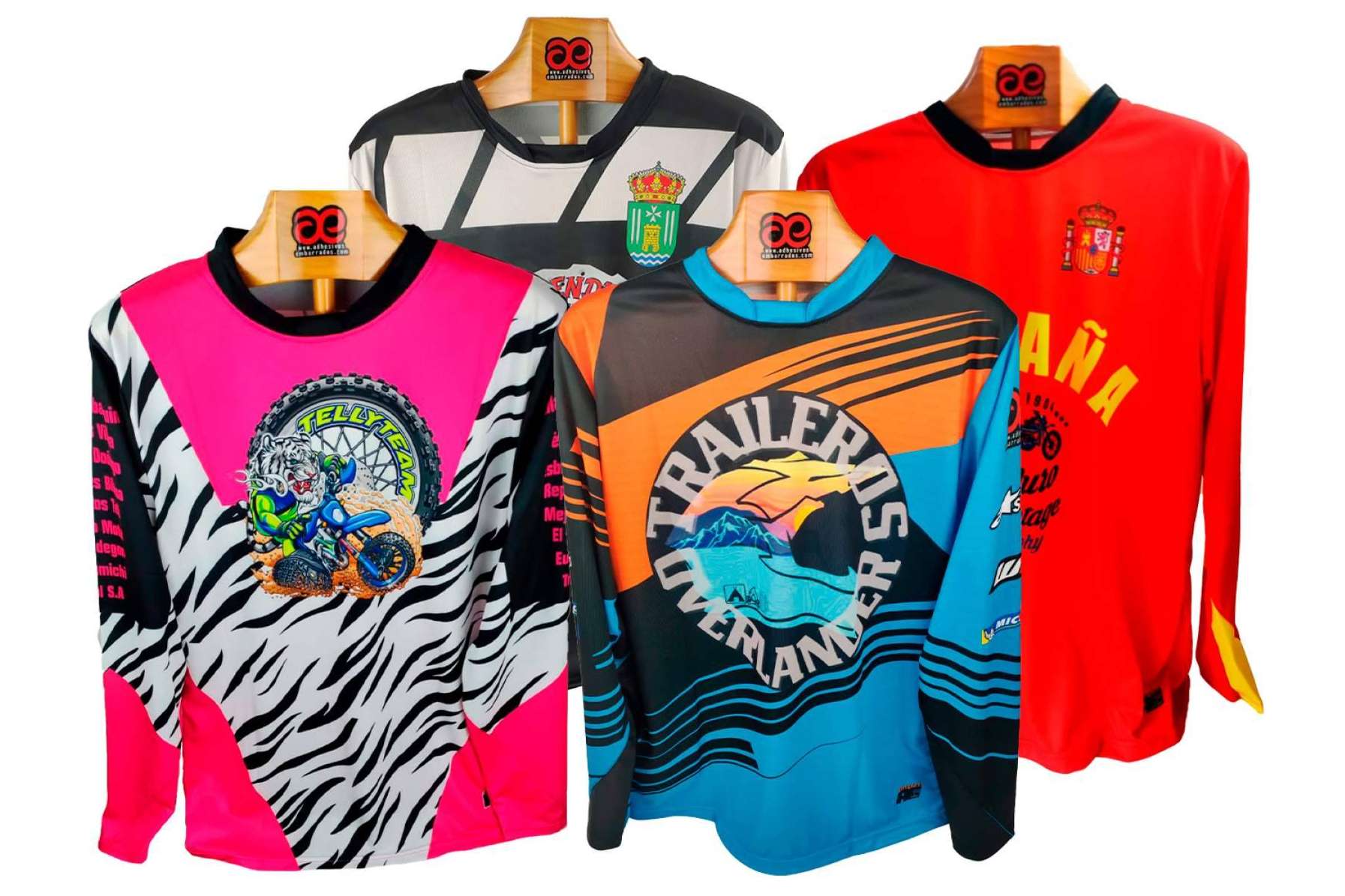 ADHESIVOSEMBARRADOS, especialistas en ropa personalizada off-road con diseños únicos de camiseta motocross
