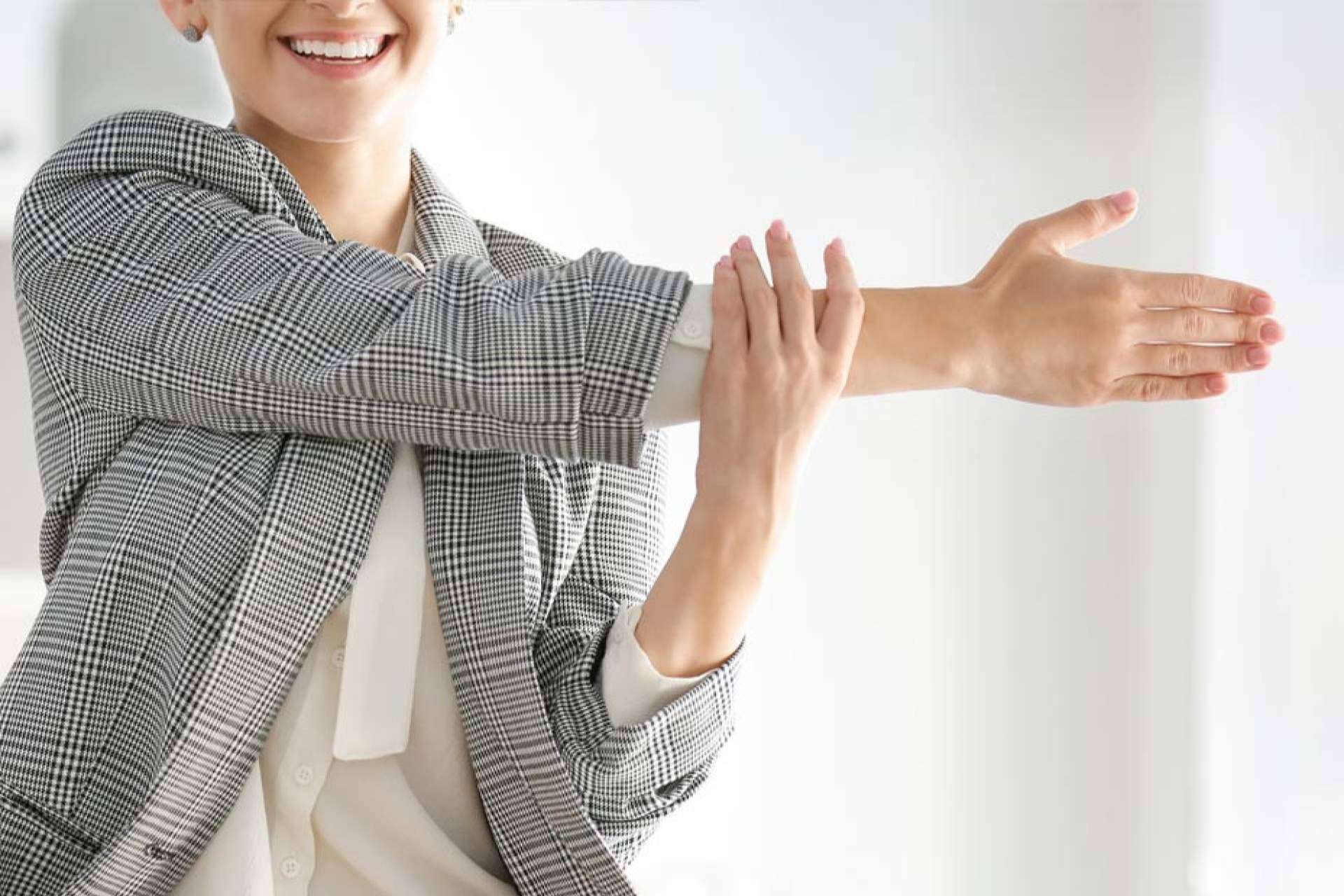 Salud Laboral refuerza sus servicios de fisioterapia y psicología para empresas tras la DANA de Valencia