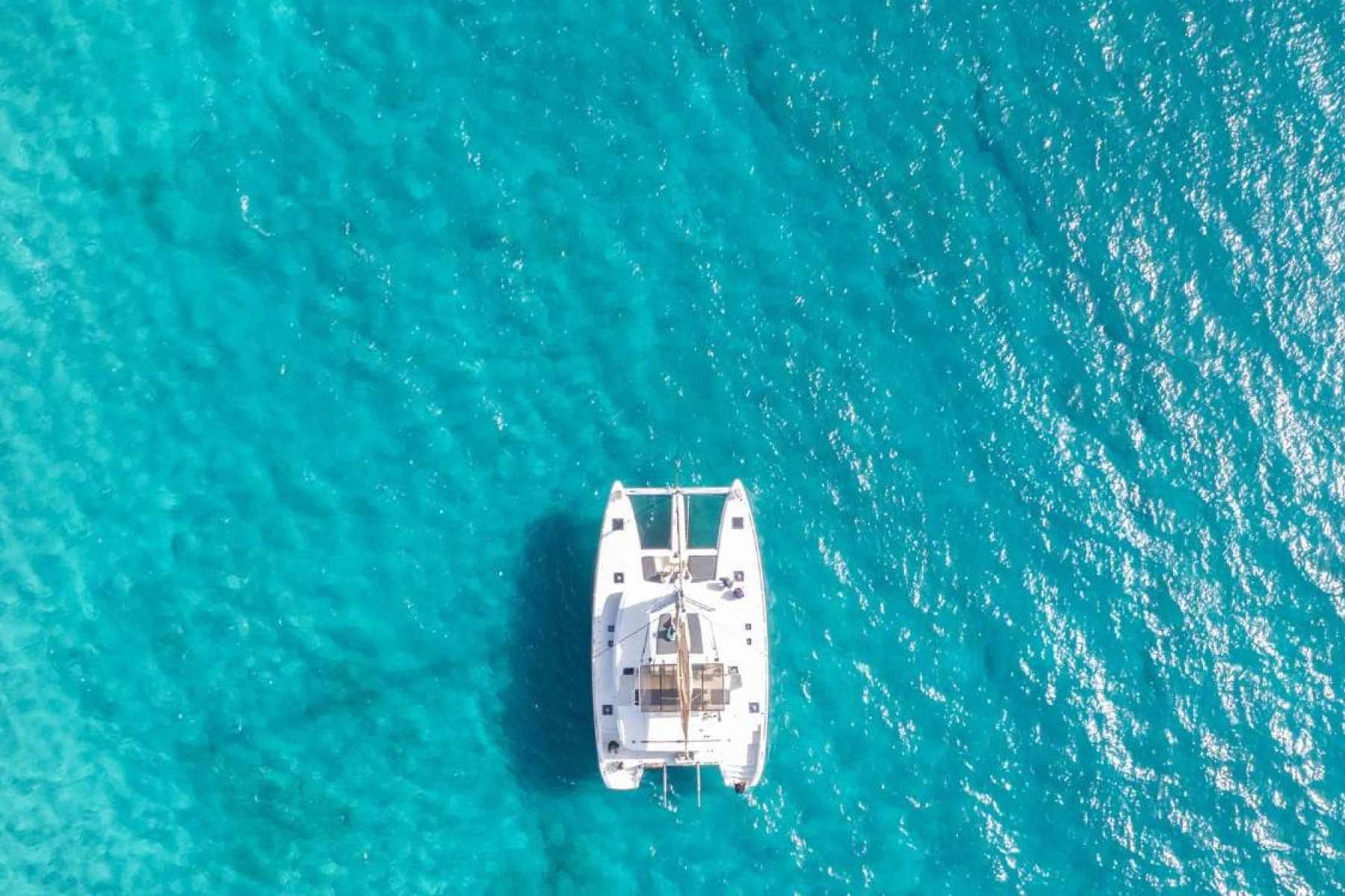 Magic & Sailing apuesta por la sostenibilidad en sus excursiones en catamarán en Fuerteventura
