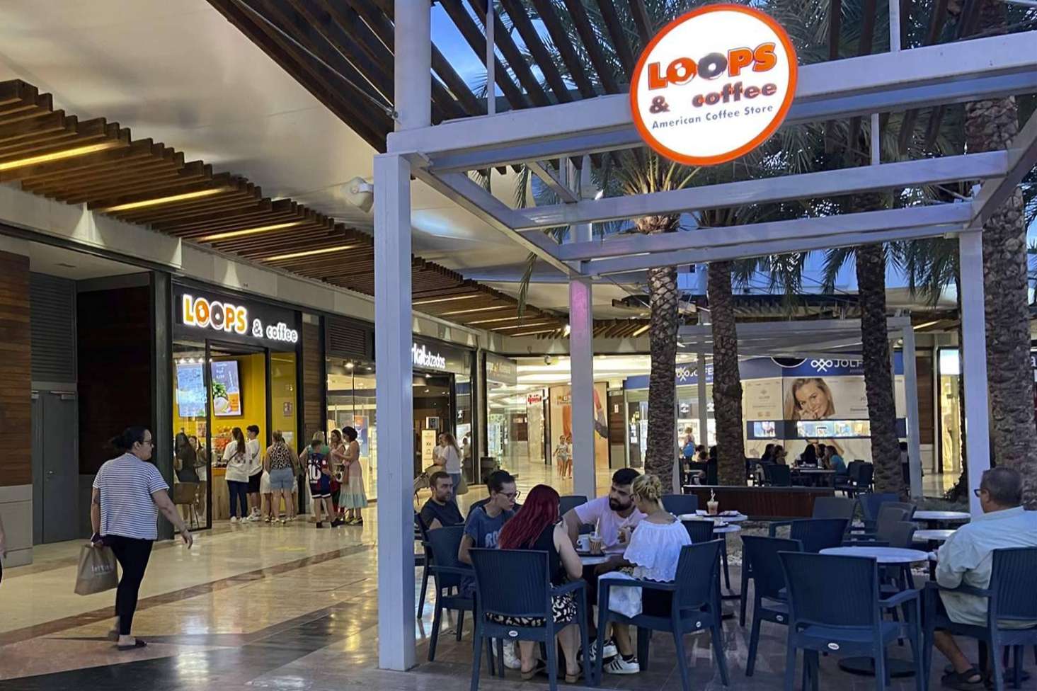 Loops & Coffee alcanza los 10M de Facturación en 2024