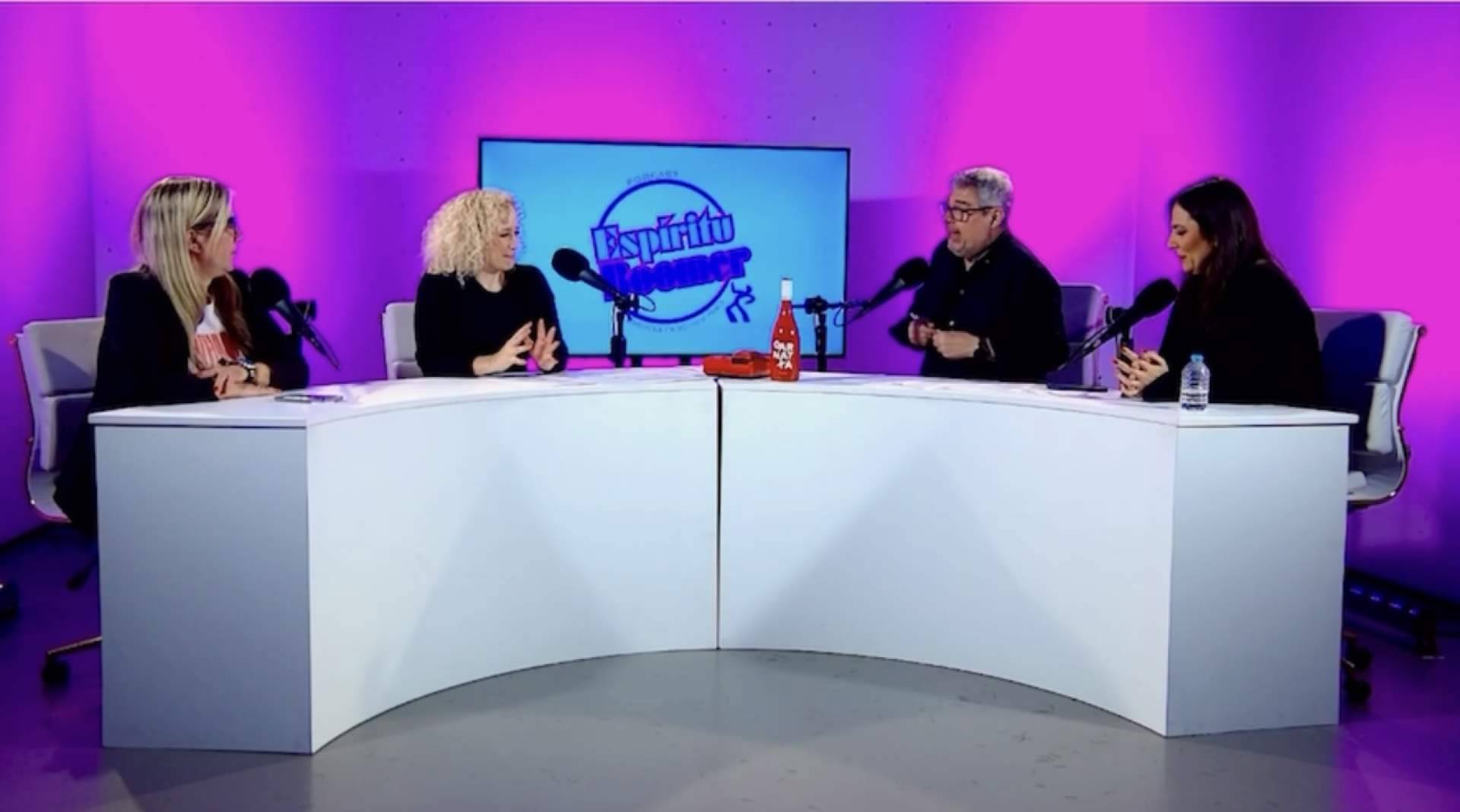 El videopodcast 'Espíritu Boomer' lanza camisetas solidarias en apoyo a las personas mayores que viven solas