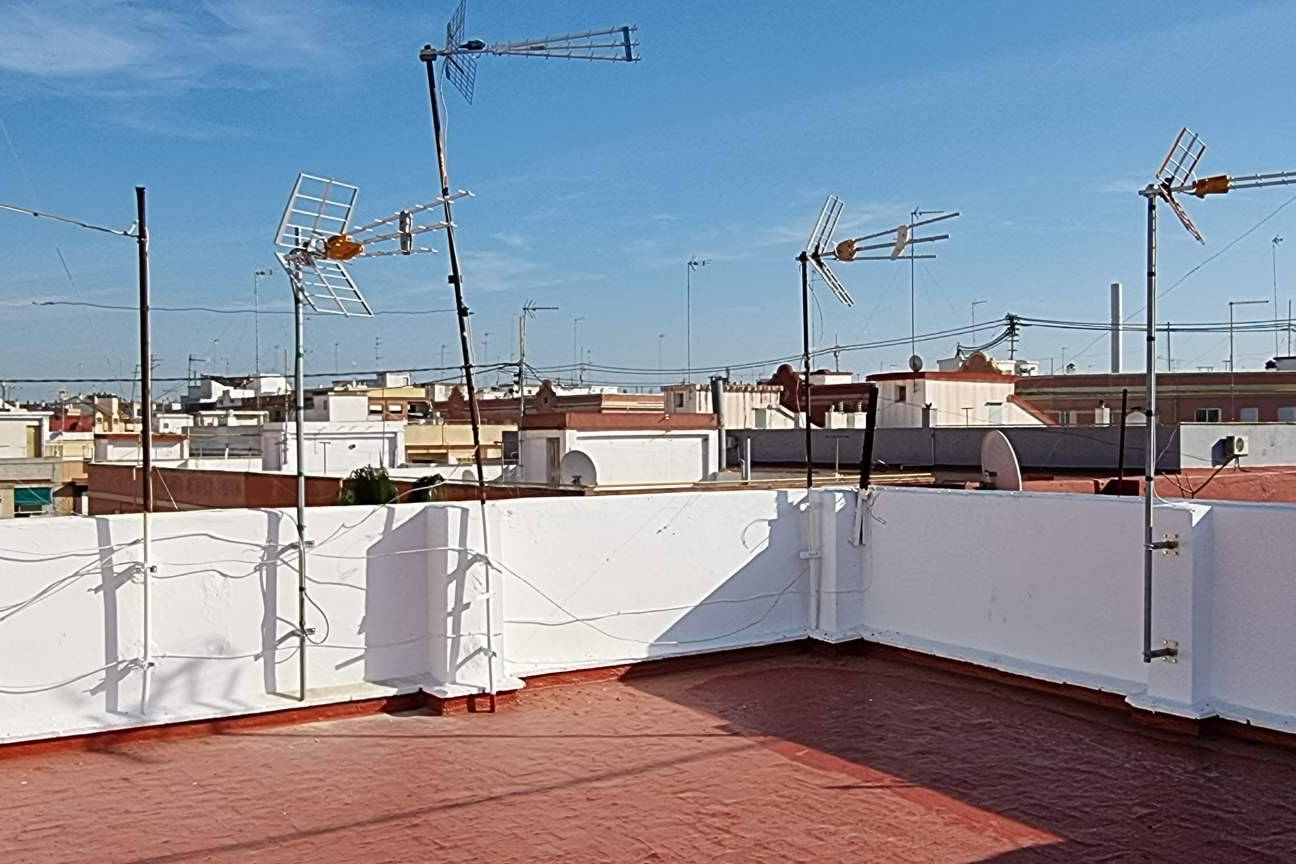 Instalación y reparación de antenas en Valencia; Antenistas asegura servicio ágil y especializado en toda la provincia