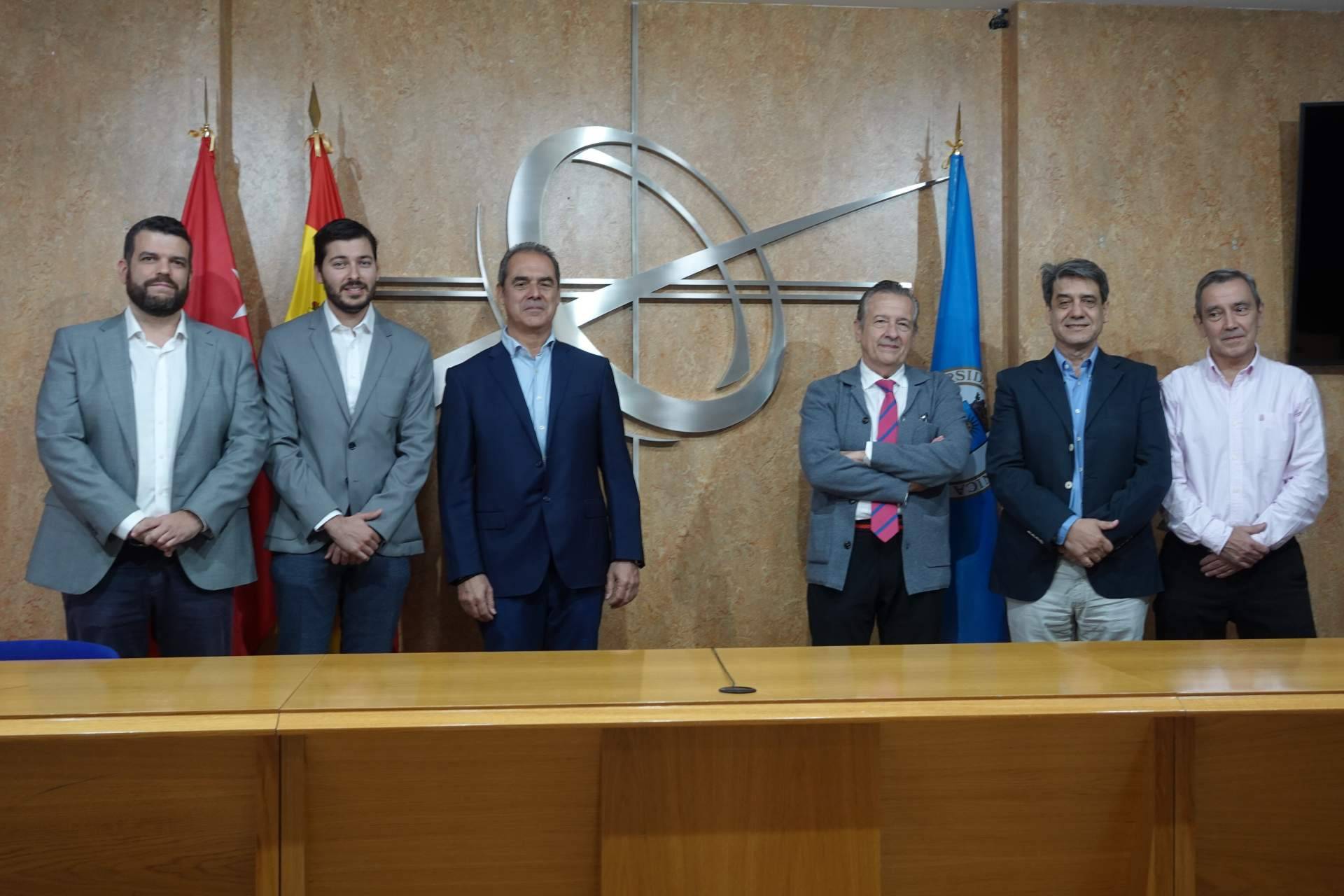 Sistemas y Métodos Jurídicos y la UPM firman un acuerdo pionero para impulsar proyectos de LegalTech