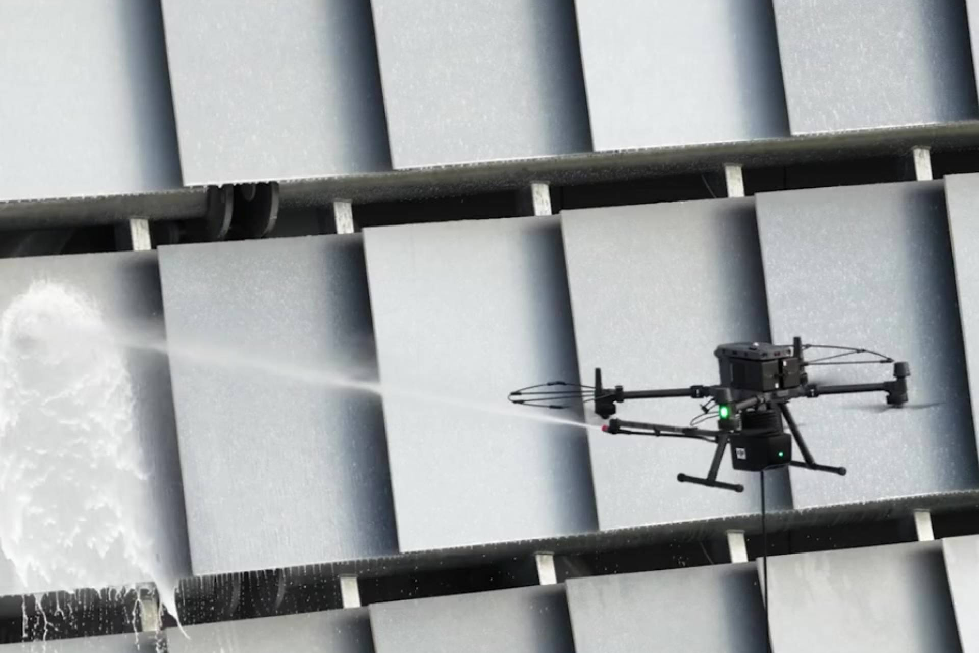 Galvañ Lacados moderniza la limpieza industrial con drones sin andamios ni riesgos