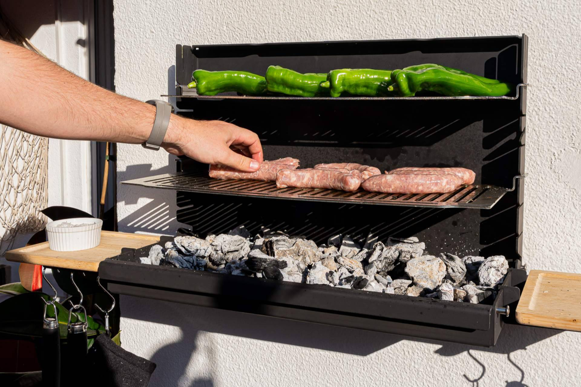 De problema real a objeto de deseo; así nace una de las parrillas más virales del momento