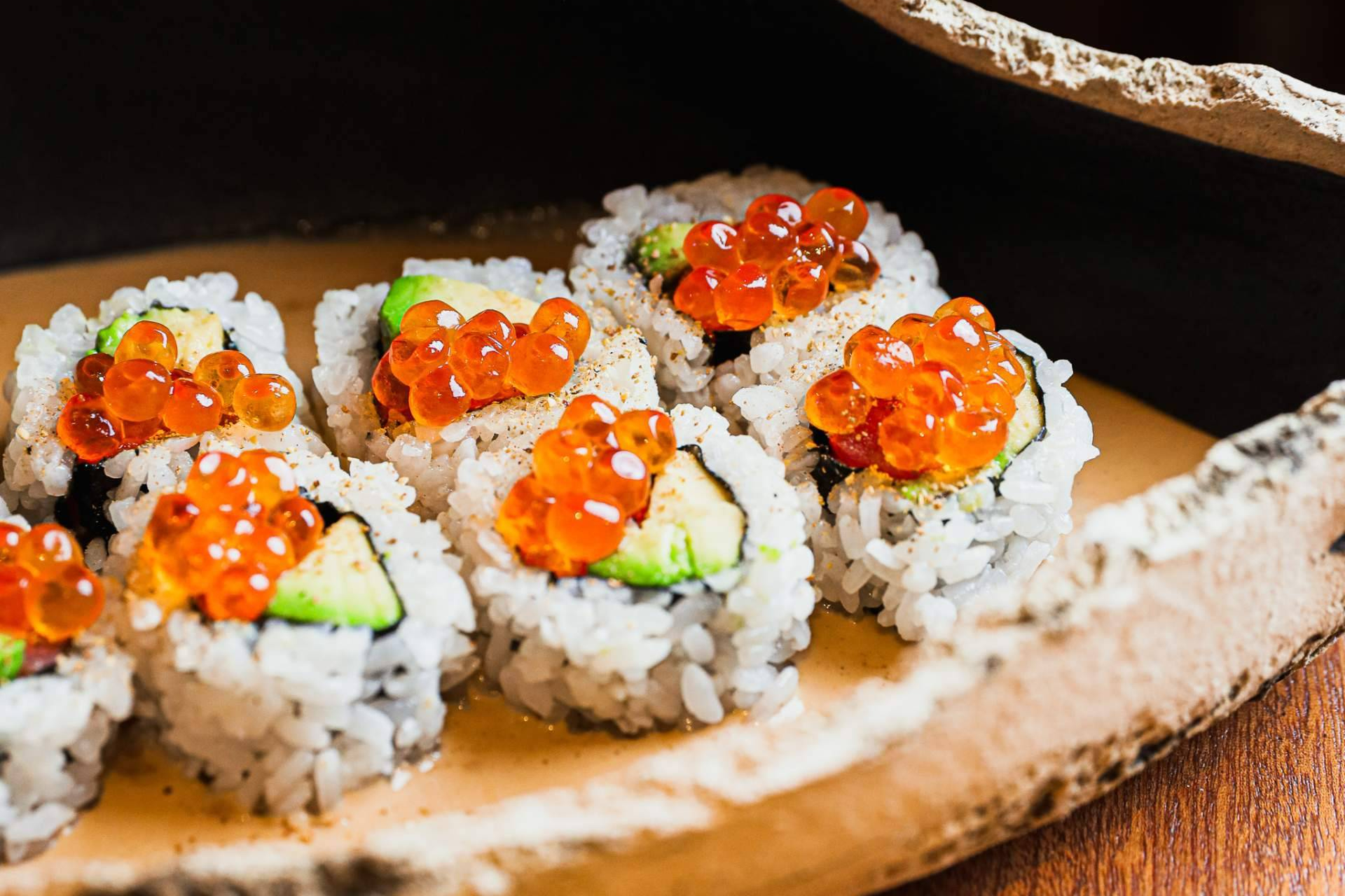 Kampai refuerza en Cadaqués su propuesta de cocina japonesa contemporánea con sushi y robata