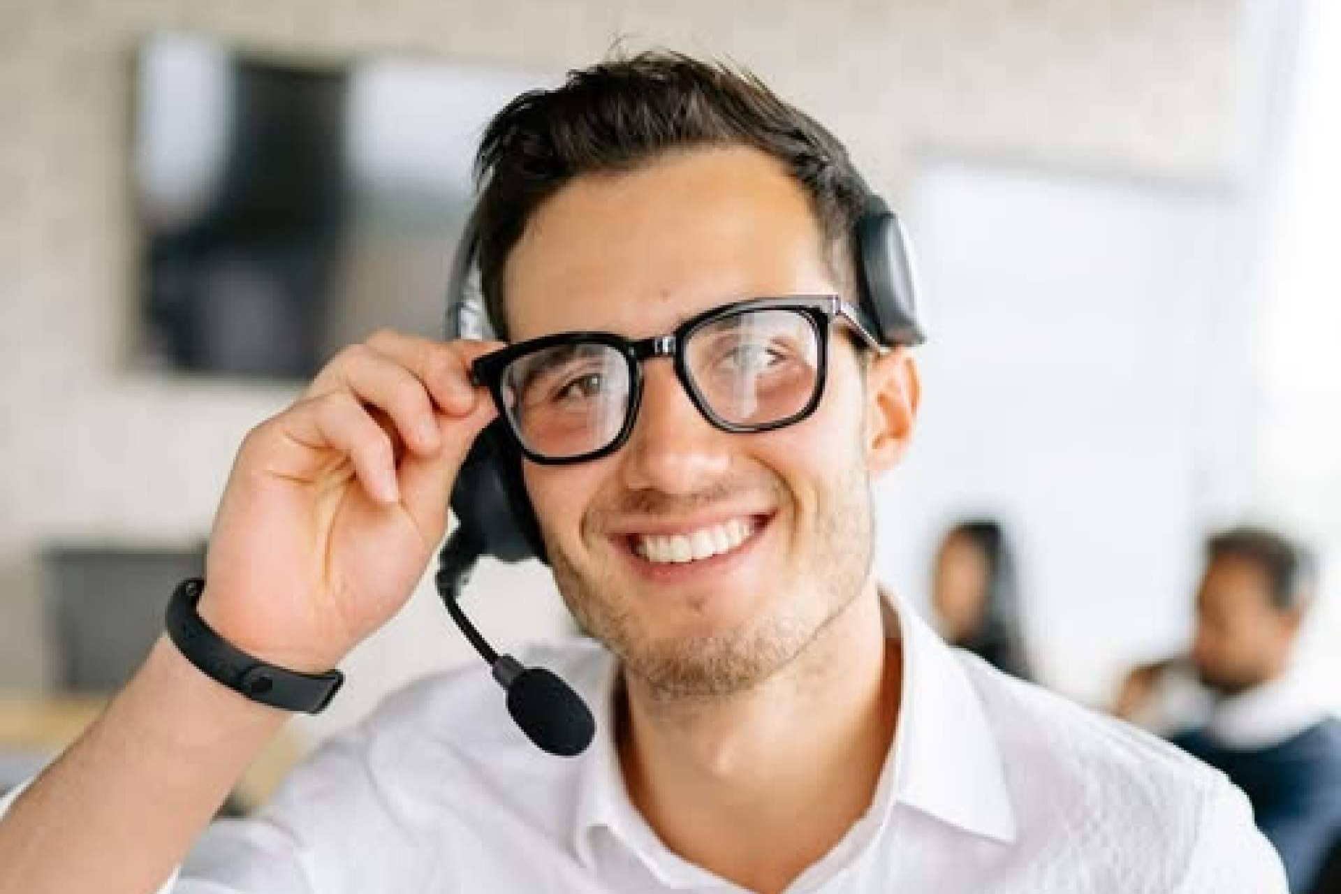 SVAE lleva el asistente virtual para empresas a un servicio de atención telefónica disponible las 24 horas