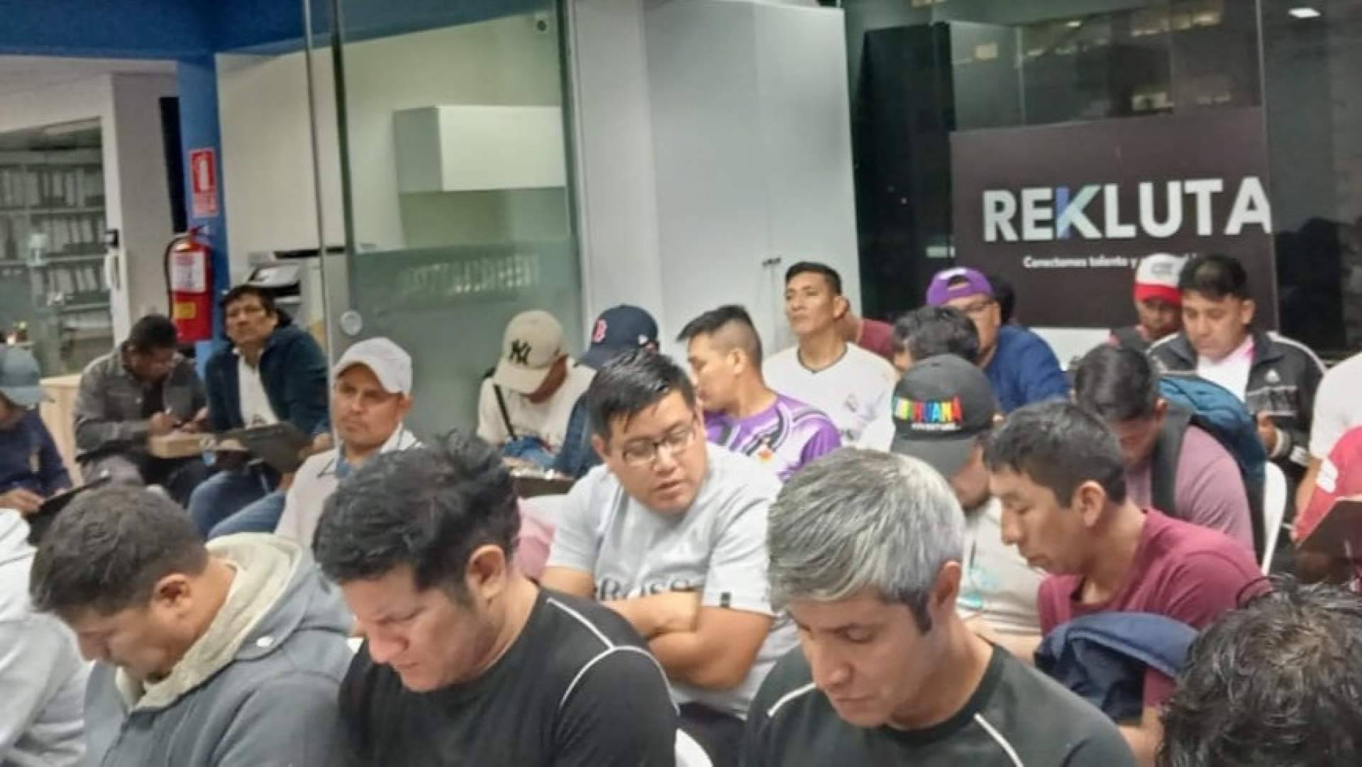 España acelera la contratación en origen ante la creciente falta de trabajadores en sectores clave