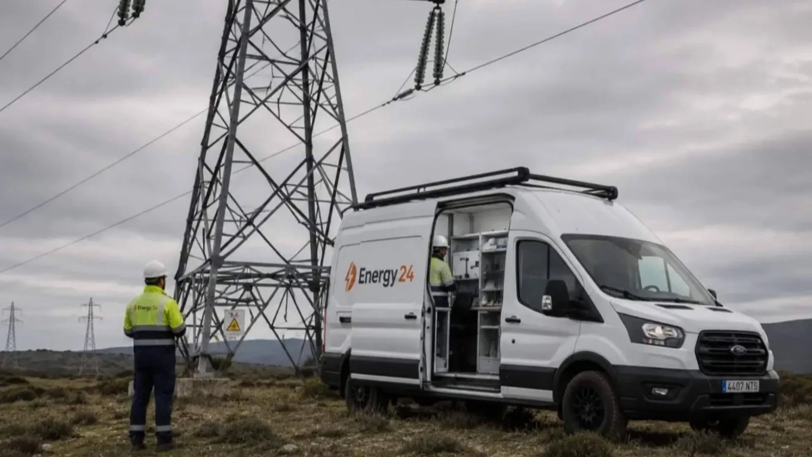 Disponible ya en España la nueva Ford Transit 4x4 by RMA en versión Furgón Taller