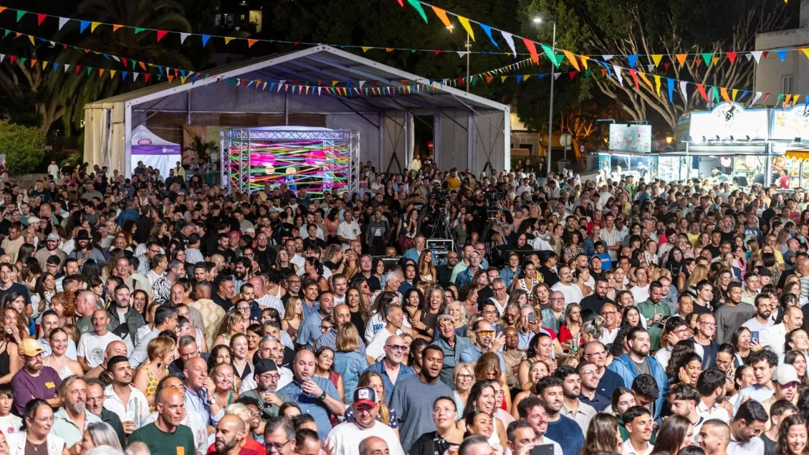 Más de 5.000 personas celebraron en Teror el 30.º aniversario de su Festival Latino